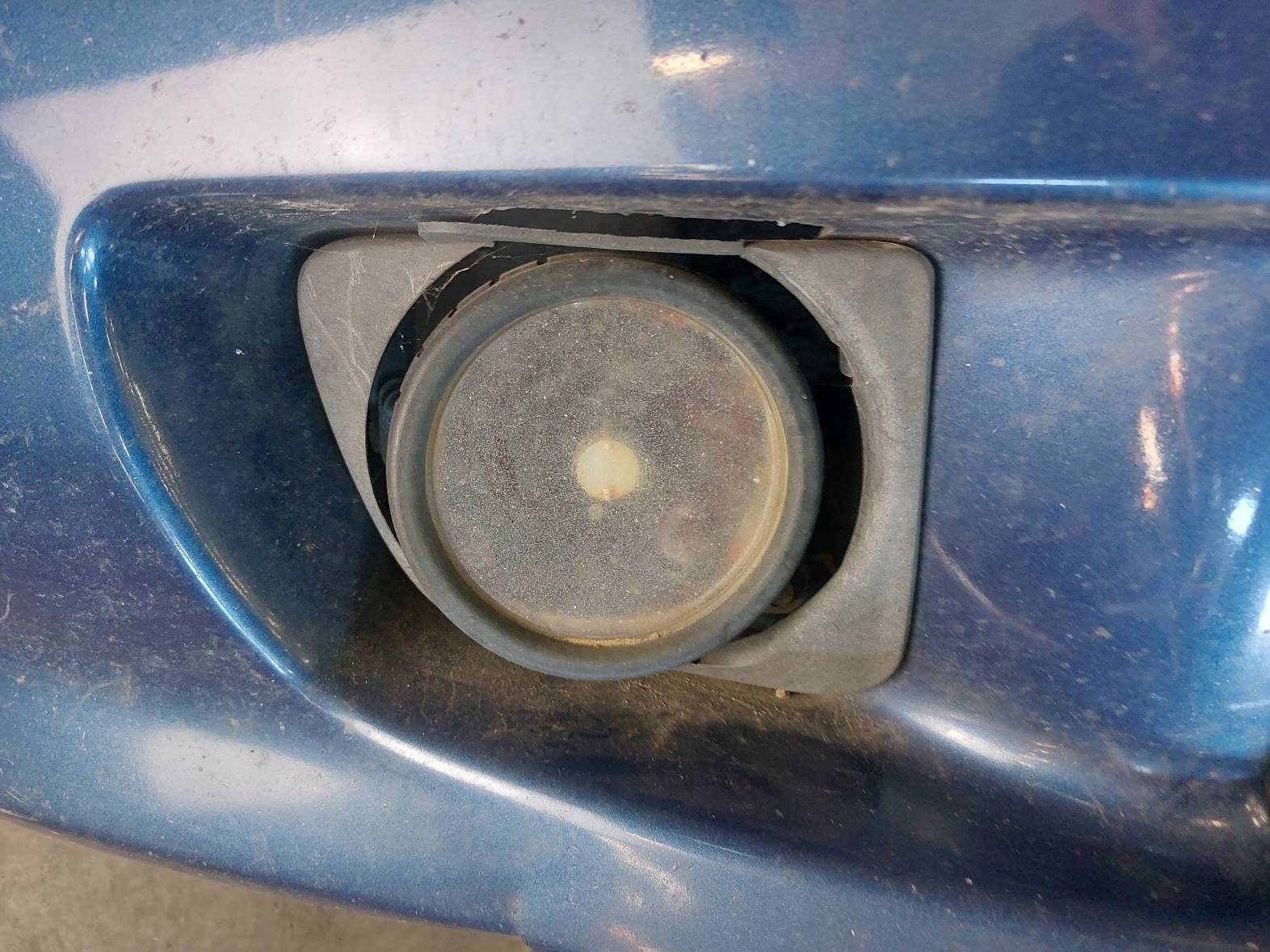 bumper front HONDA CIVIC VI (ANGIELKA) B-77P