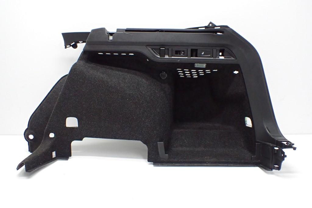 BOCZEK TAPICERKA BAGAŻNIKA PRAWA KOMBI SKODA OCTAVIA IV 5E3 22R