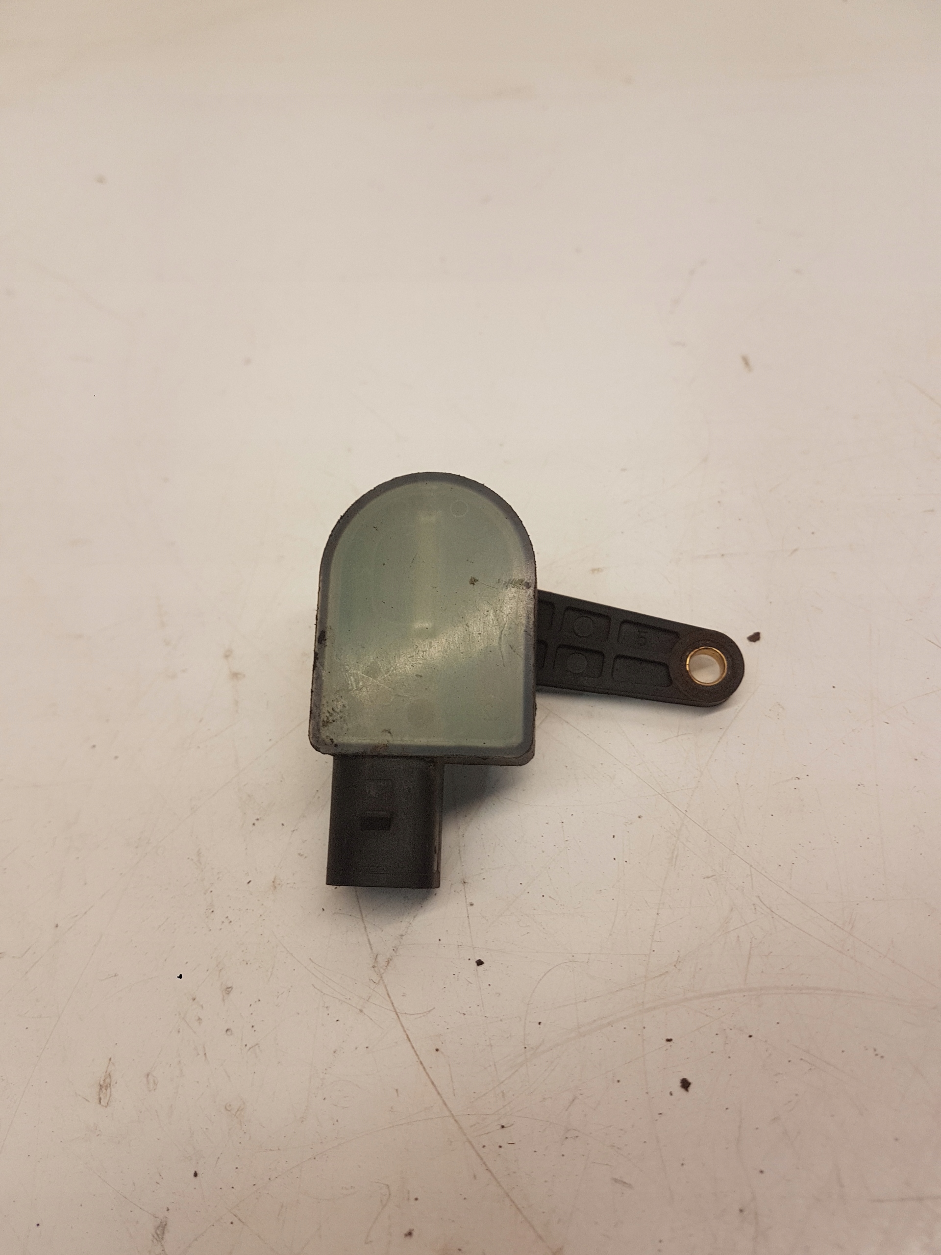 SENSOR POZIOMOWANIA LEUCHTEN AUDI A4 A5 1T0907503