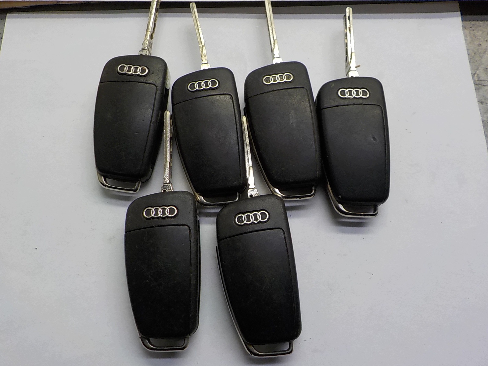 AUDI A4 B7 klíček PILOT 433 MHZ