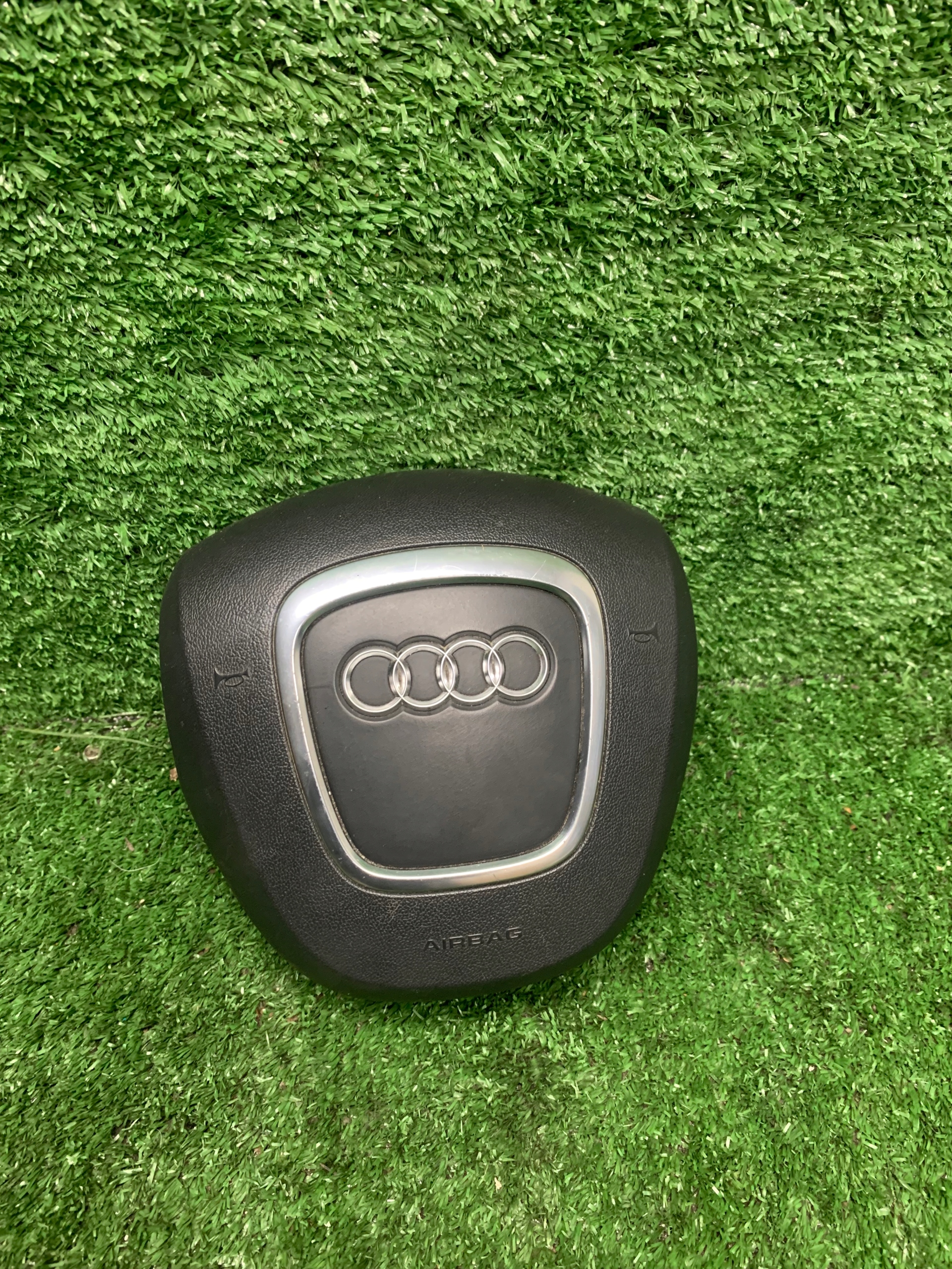AUDI A5 8T Q5 airbag airbag driver´s 8R0880201E