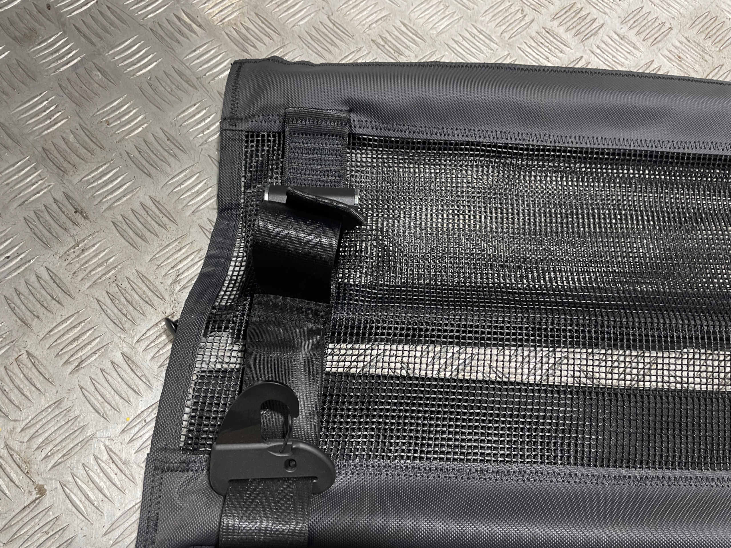 ролета багажника Audi Q5 80A861691B