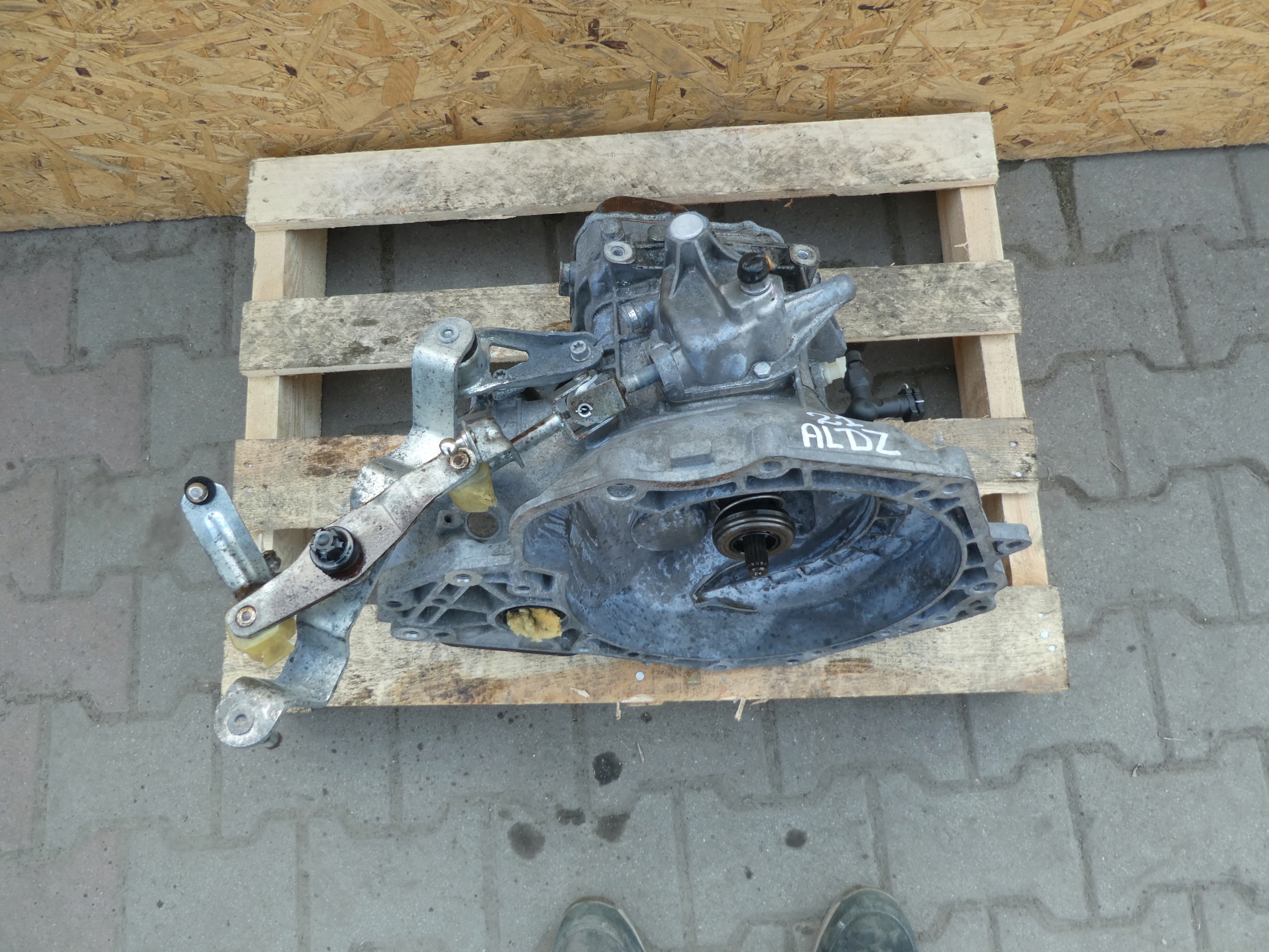 Getriebe OPEL CORSA 24441549