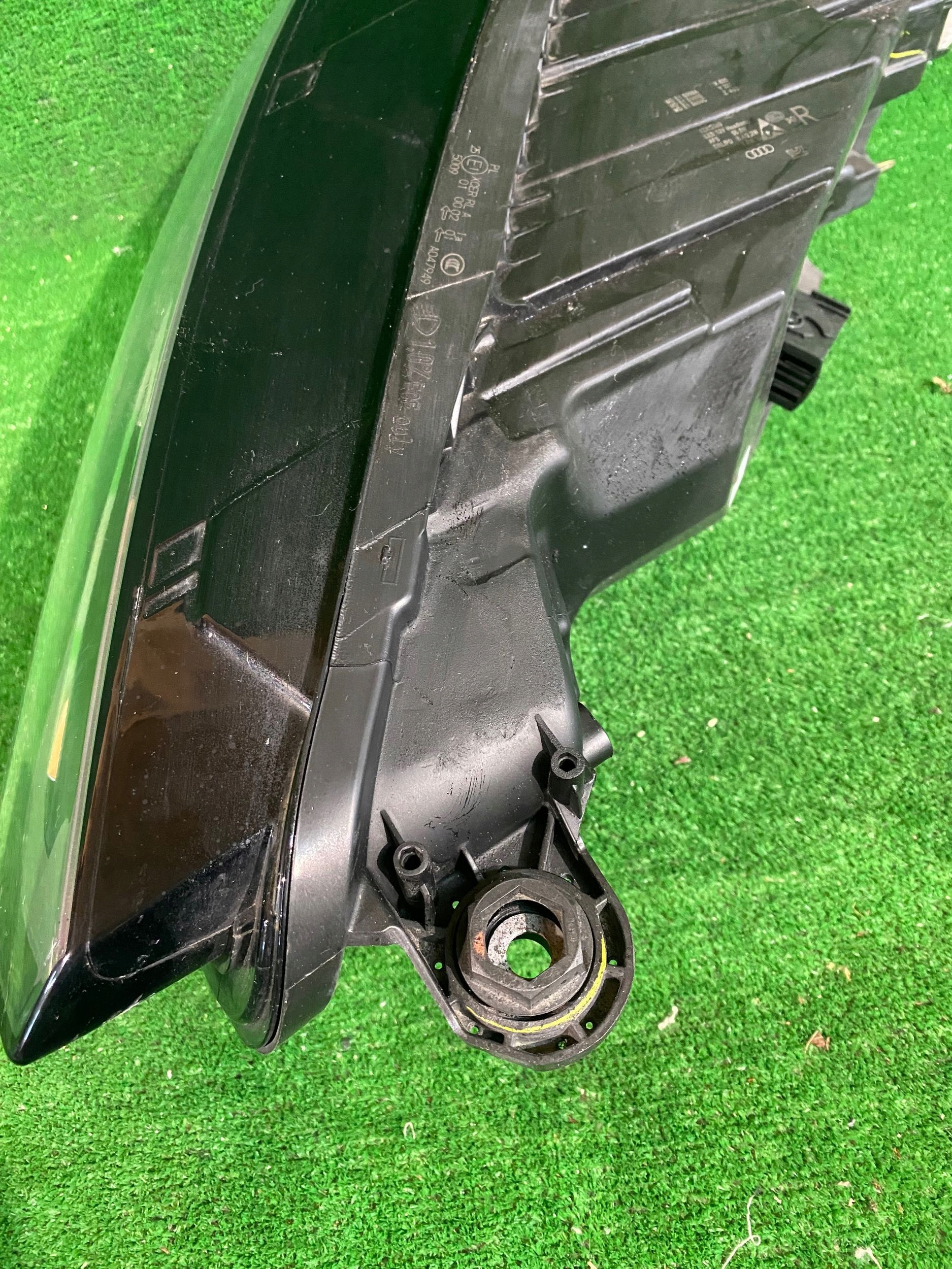 REFLEKTOR right AUDI Q5 II 80A LIFT 2020-2024 80A941034F