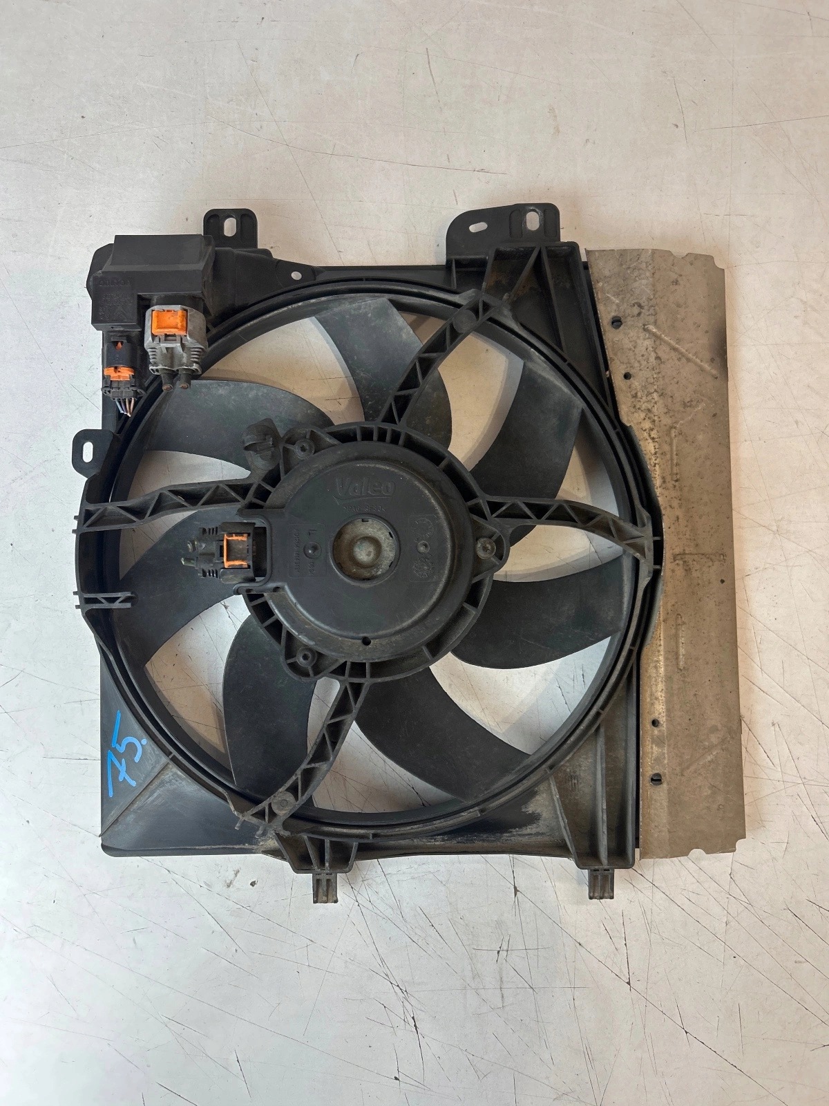 obal ventylátora ventilátor Peugeot 208 a Citroen C3 II 1.2