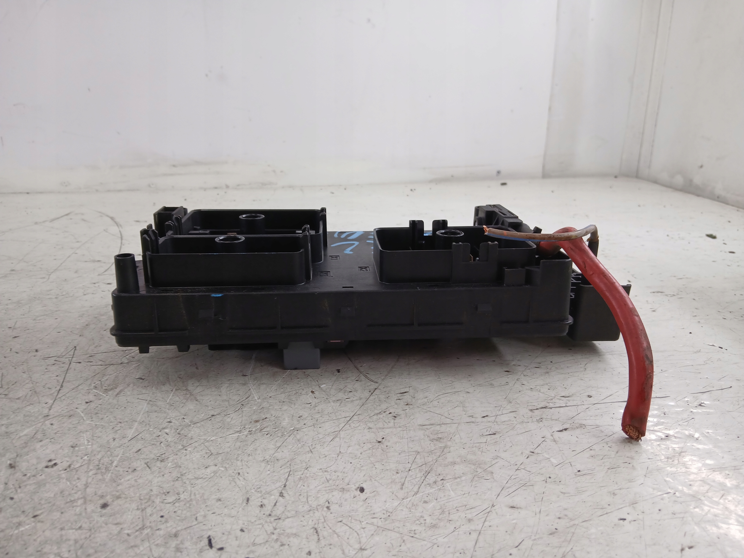 Module fusibles OPEL INSIGNIA A 13343479 08-14
