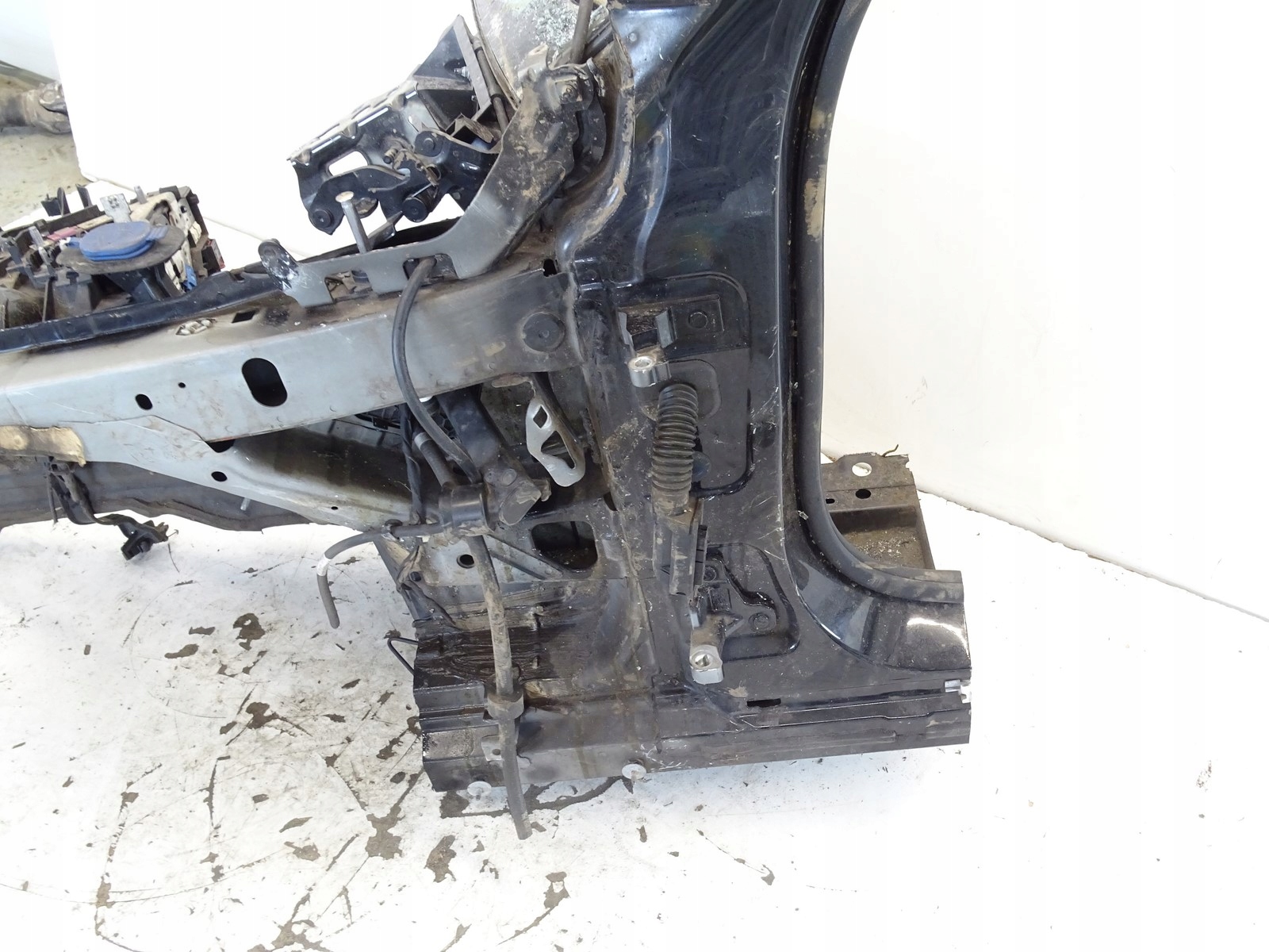 quarter left left front front quarter FATRUCH MERCEDES C W205