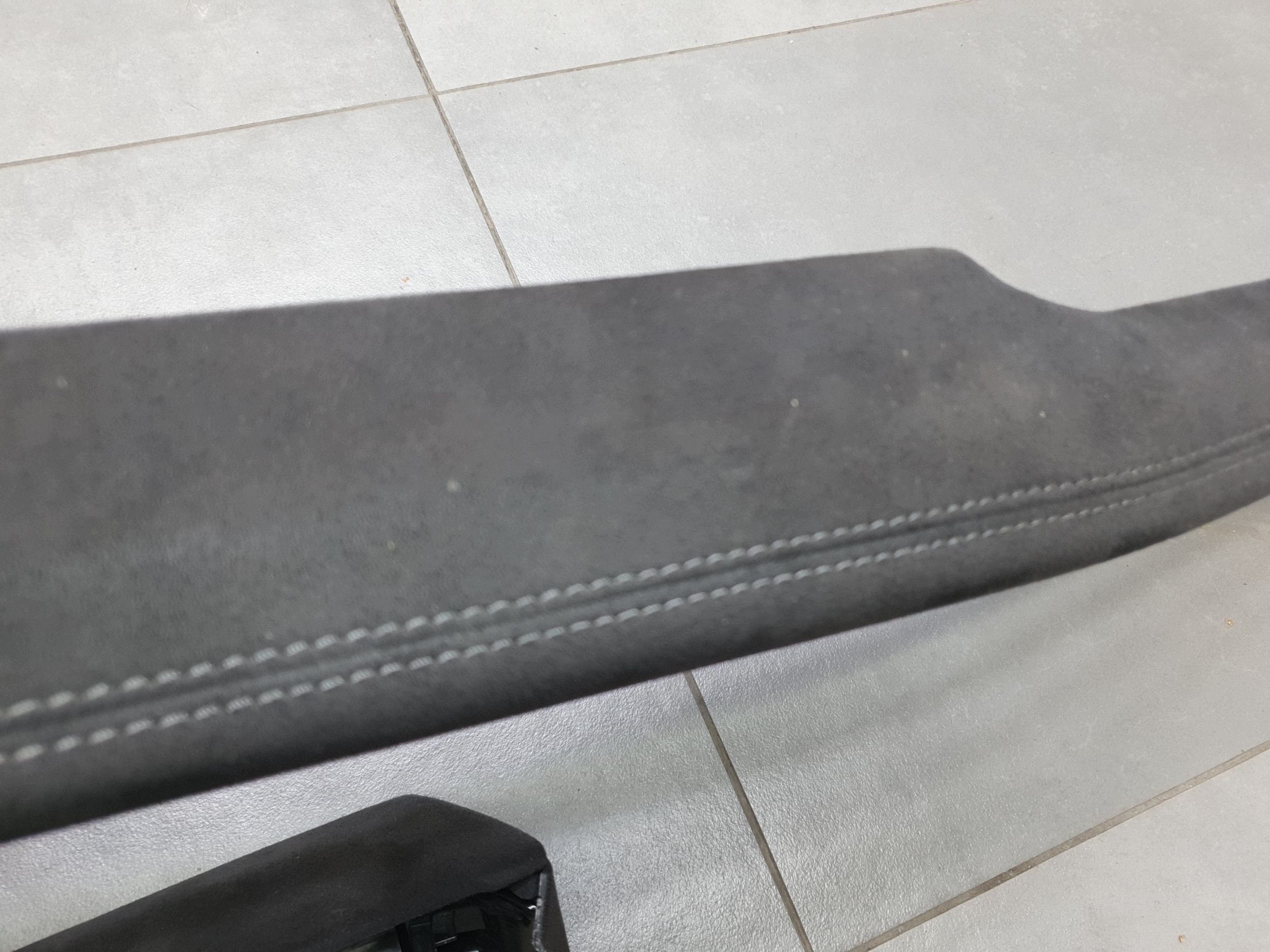 Audi SQ6 e-tron decorative trim of the dashboard dashboard 85H853190R