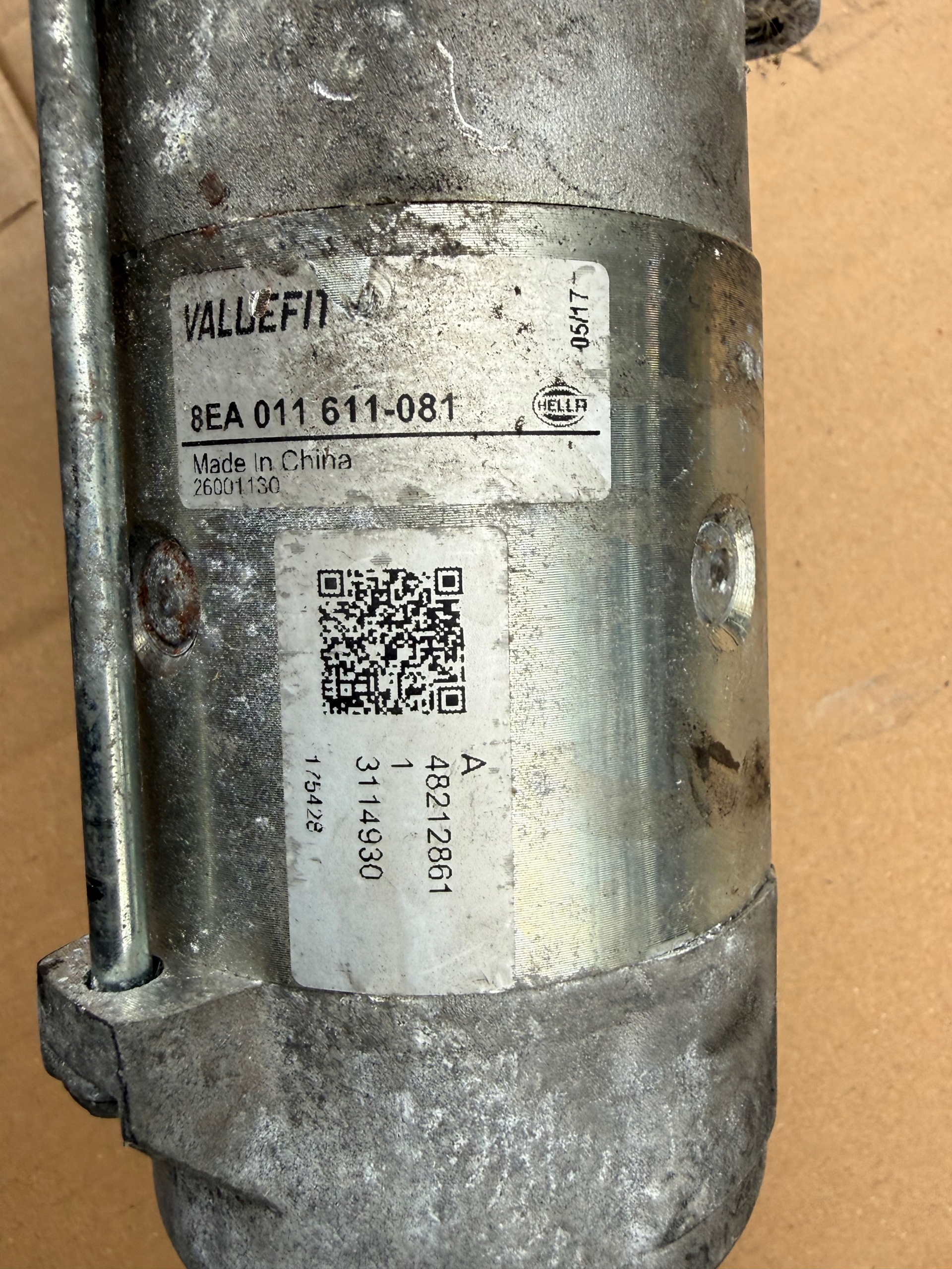 starter BMW 5 E39 X3 E83 3 E46 3.0D Hella 8EA 011 611-081