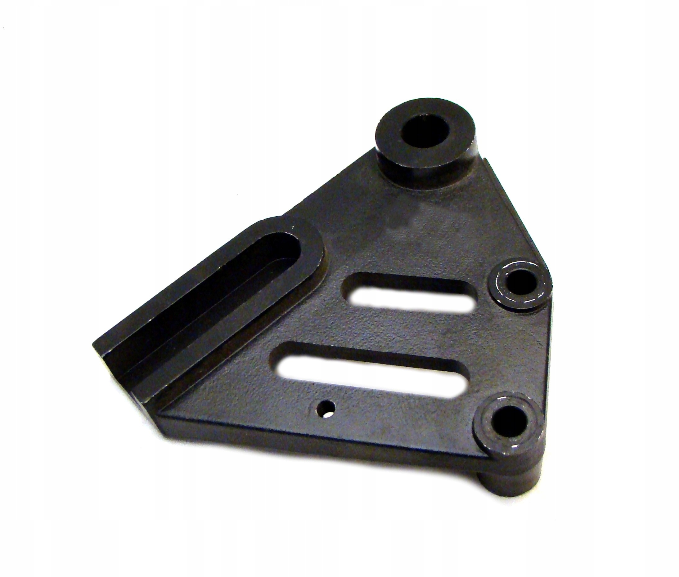 T14119 - JUNAK M25 250CCM кронштейн тормозного суппорта задний