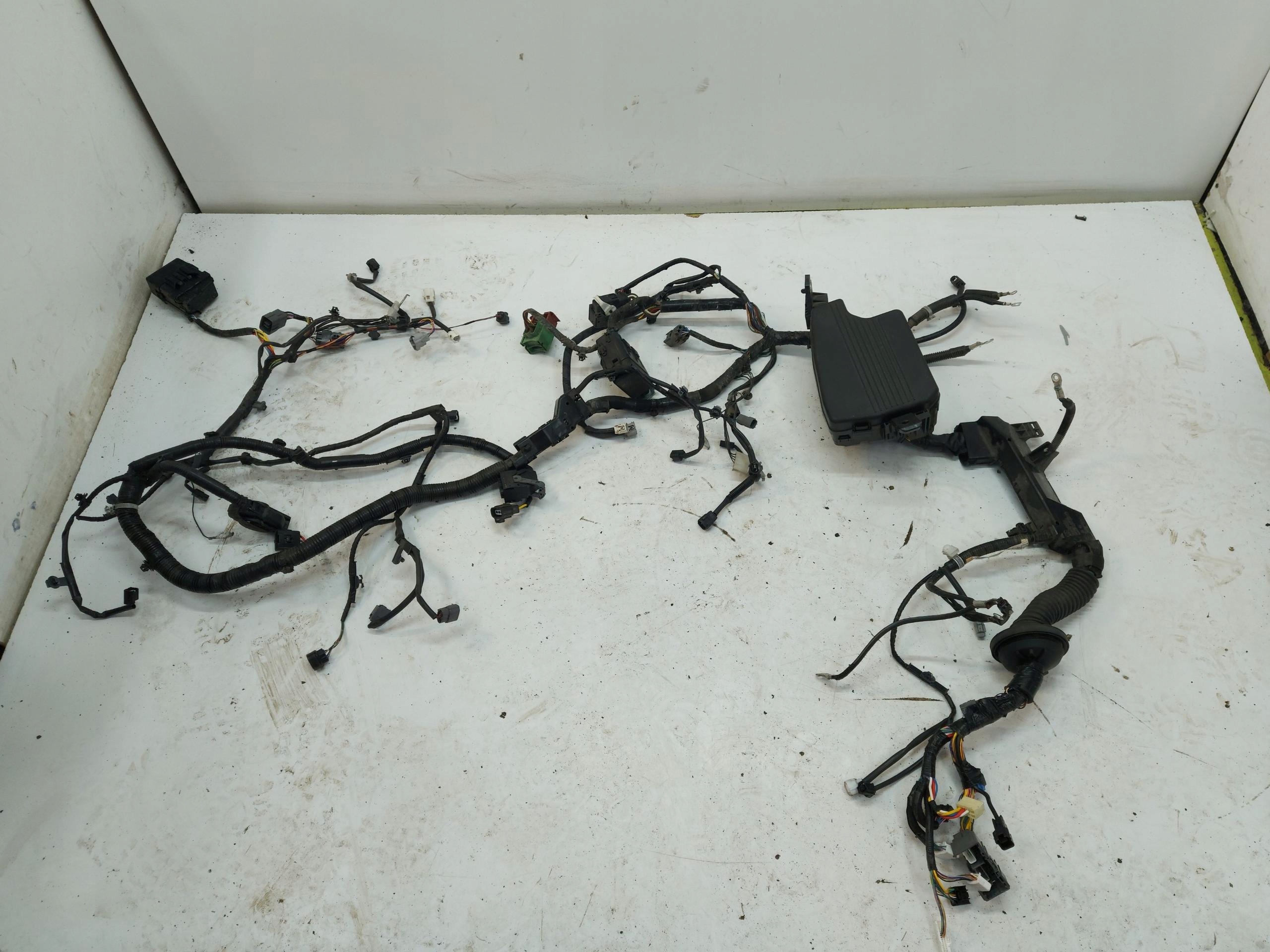 MAZDA CX5 II 2.2TD bundle komory of the engine compartment KL4T67010B