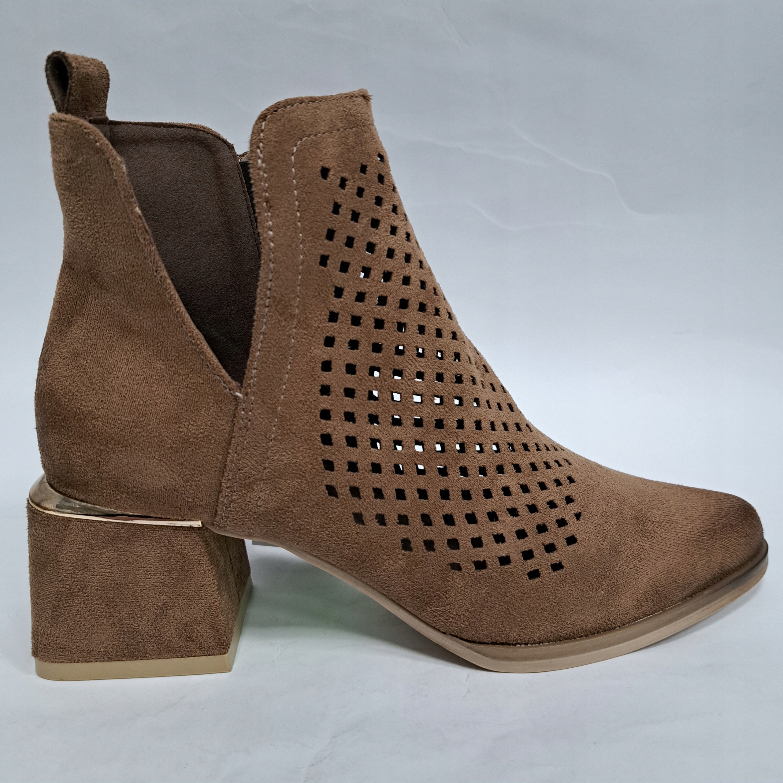 Świetne ażurkowe botki brąz r.40