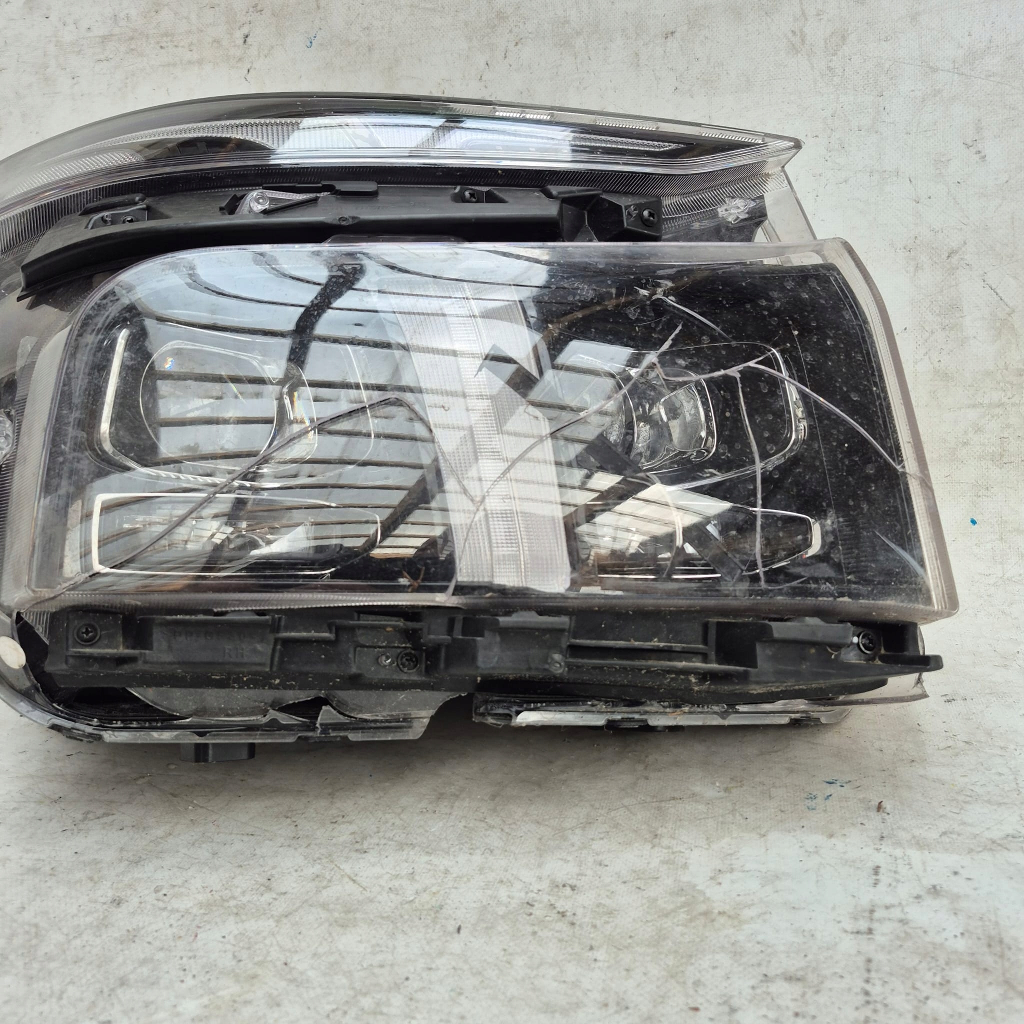 HYUNDAI SANTA FE IV LIFT 21- light right front front FULL LED