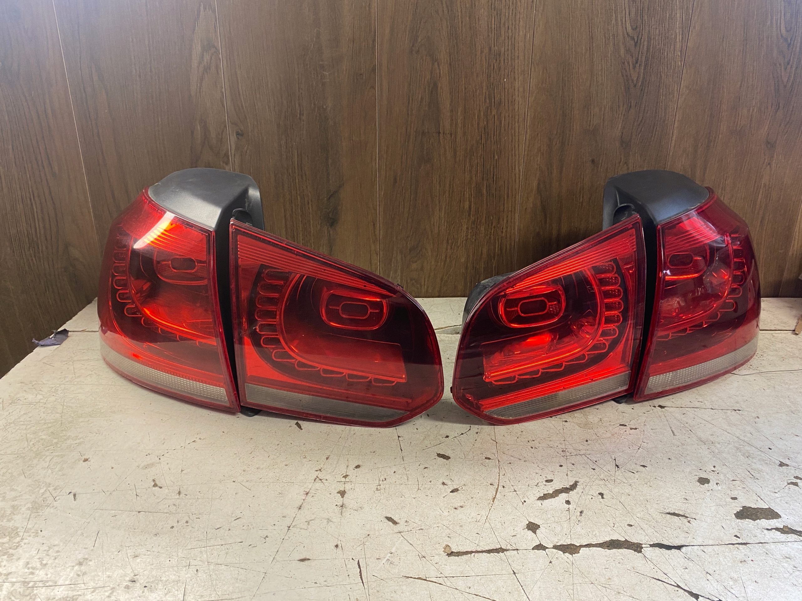 VW GOLF VI HB LAMPY TYŁ KOMPLET LED
