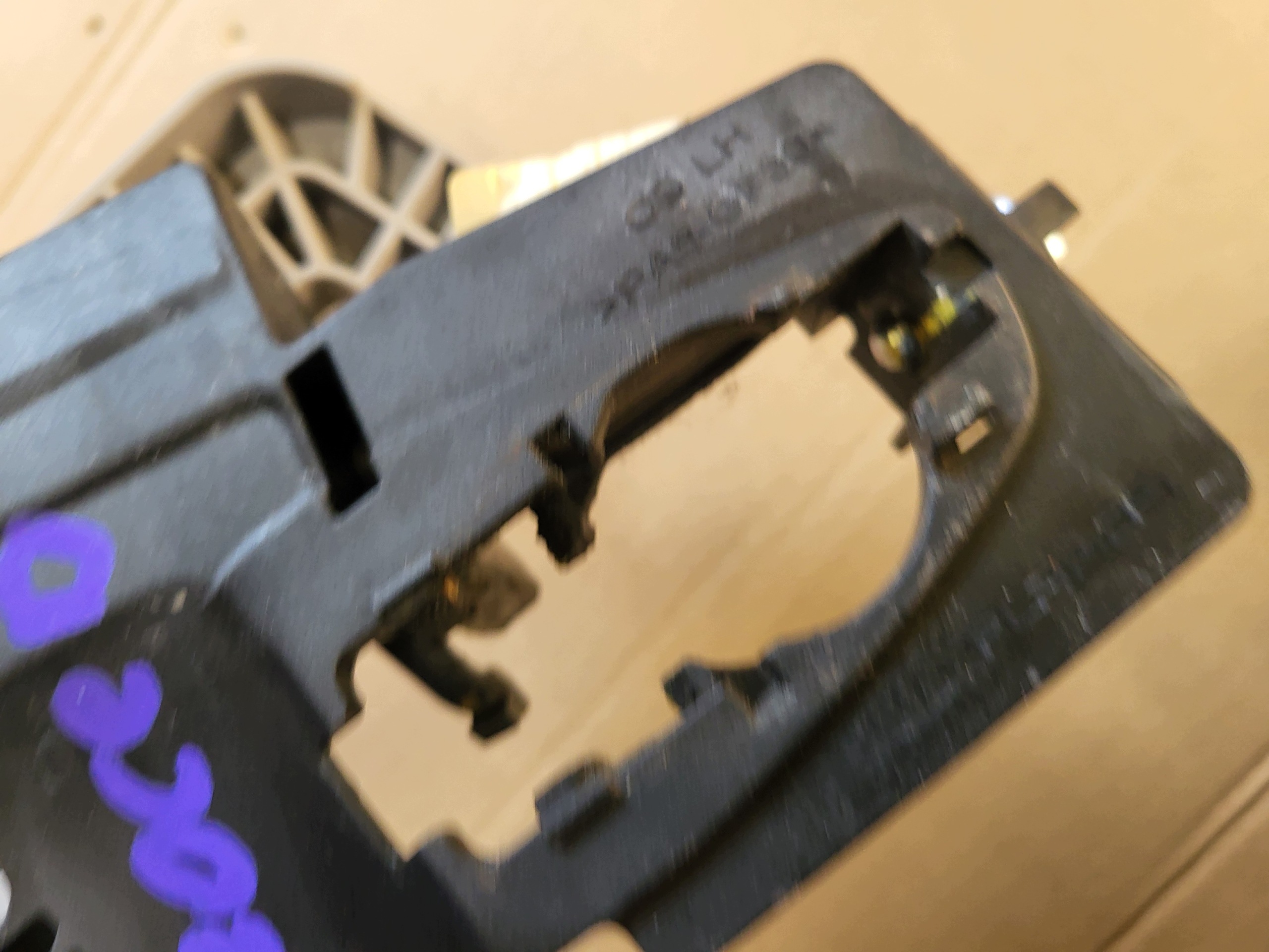 support holder bracket handles left rear part rear KIA PROCEED III AA101-K0030