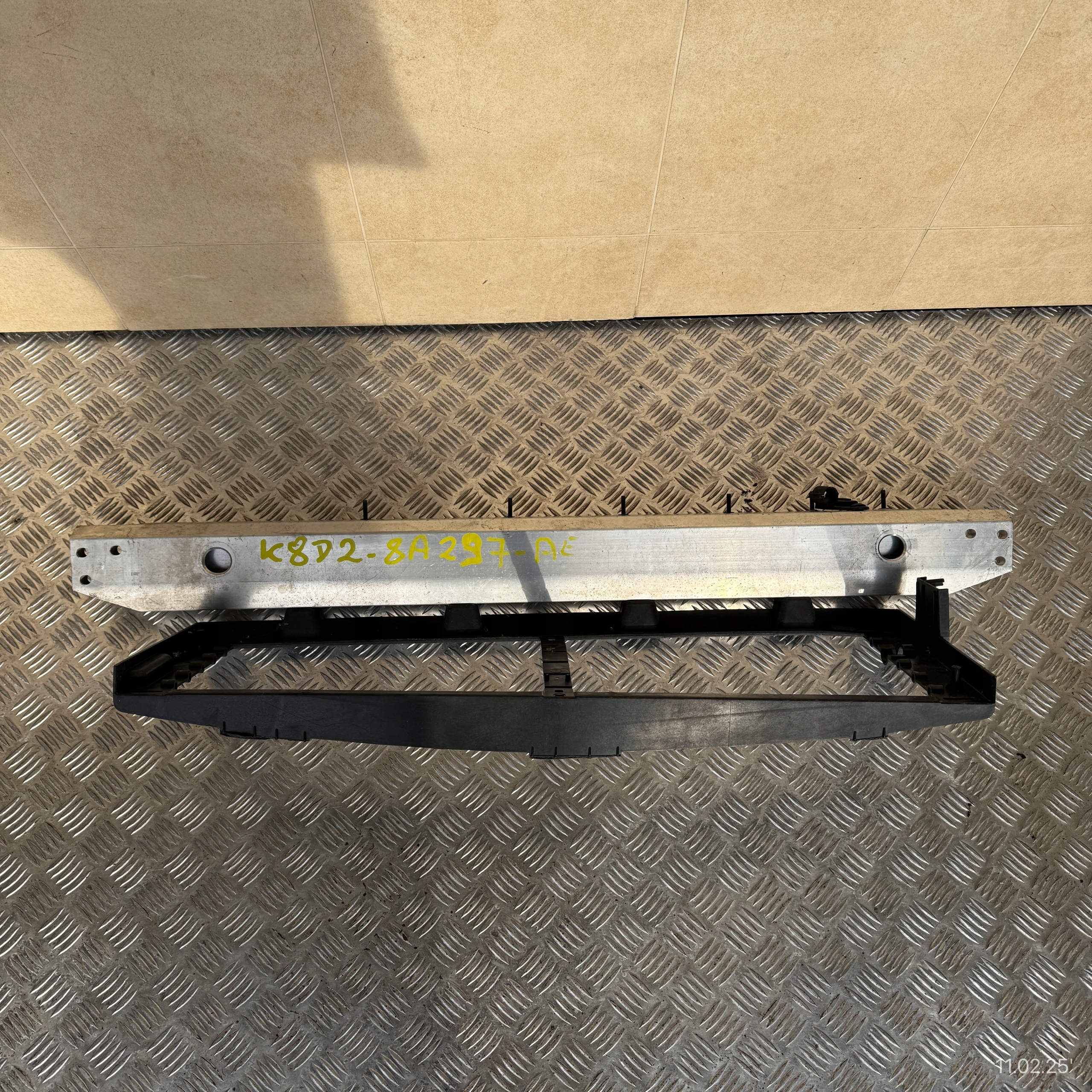 sider front lower pillar LAND ROVER EVOQUE II K8D2-8A297-AE