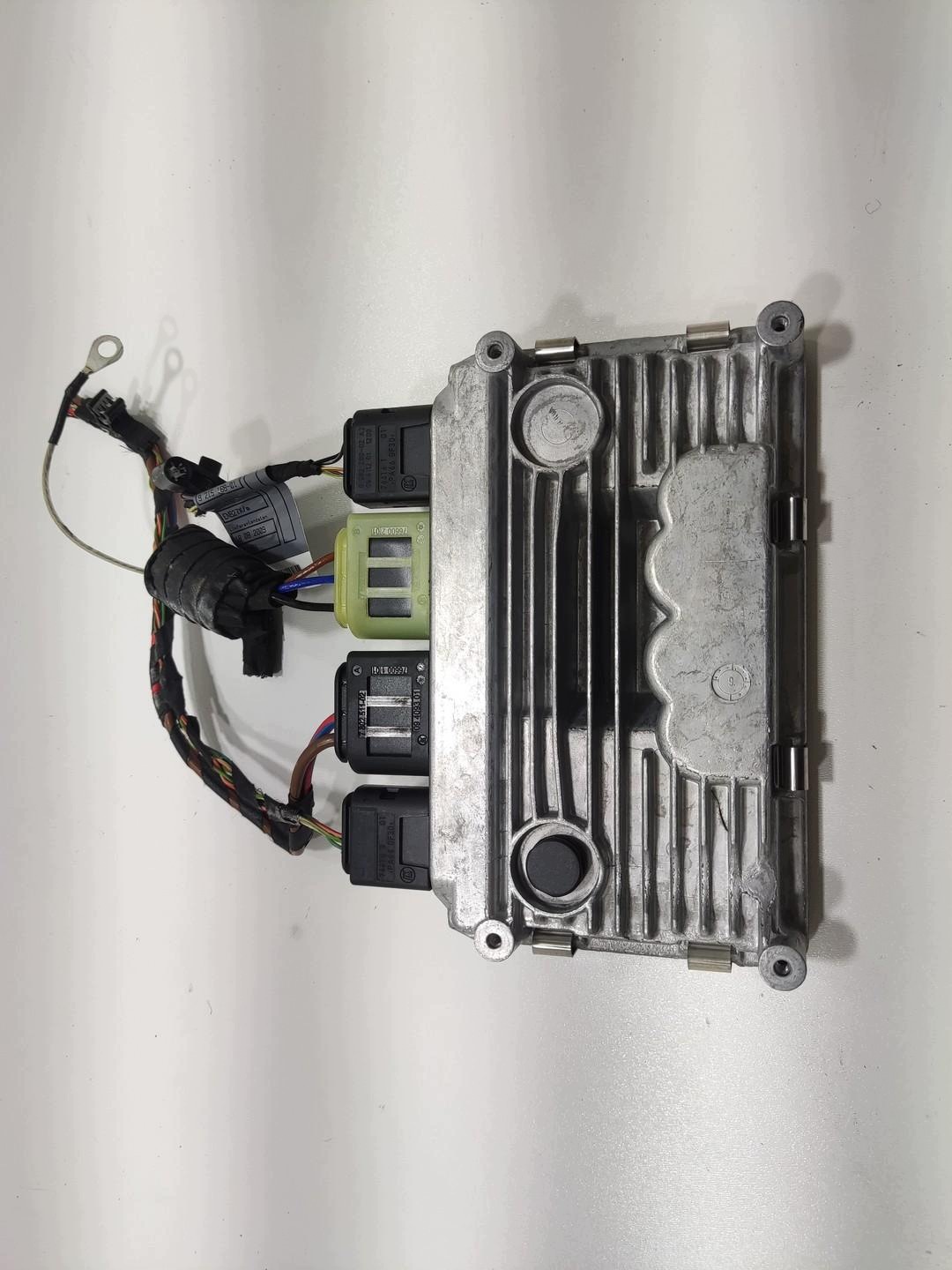 module control unit UKLADU steering wheel BMW 5 GT F07 2009-2013 6793363