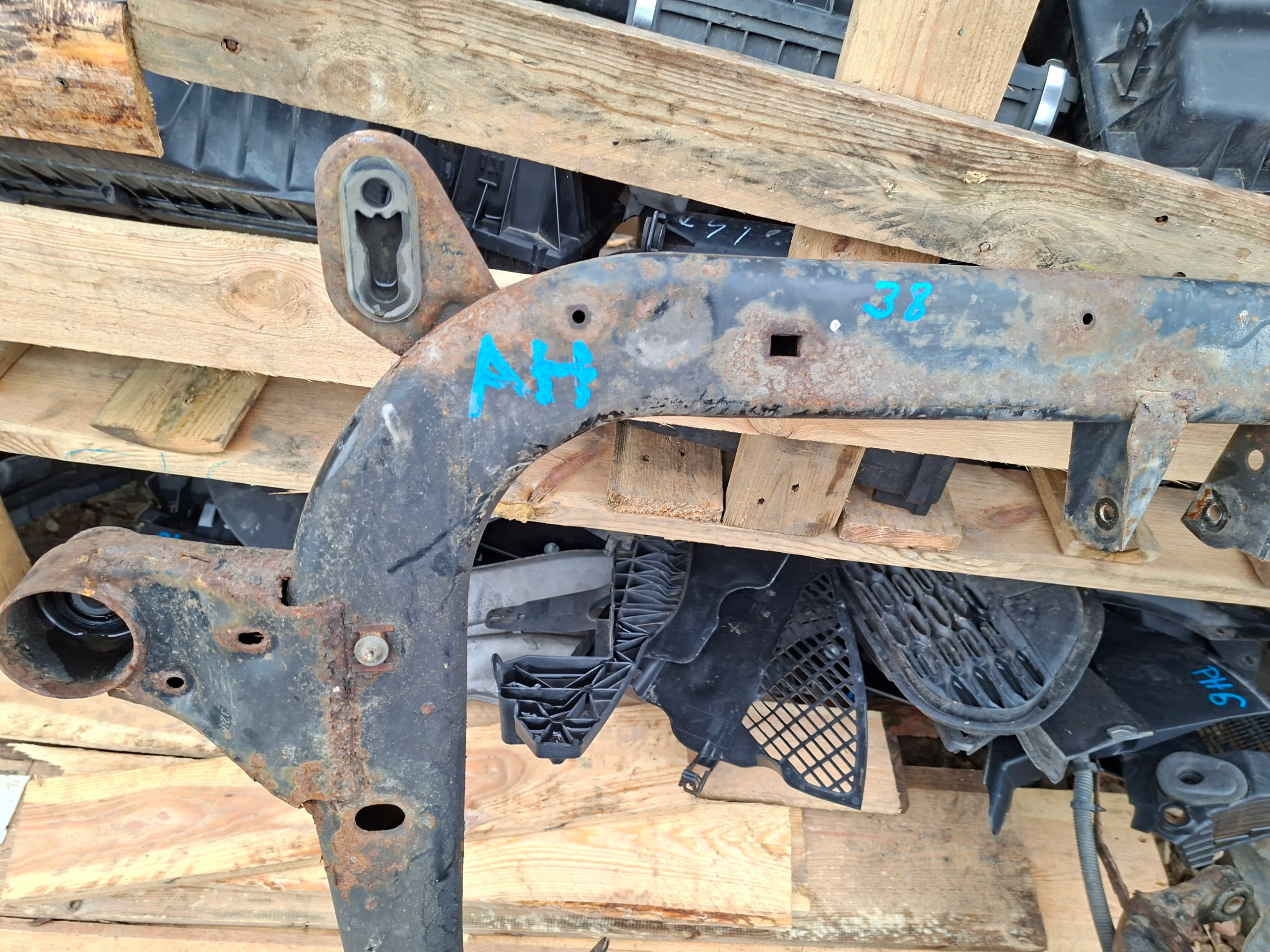 axle beam subframe axle beam OPEL ASTRA H ZAFIRA B