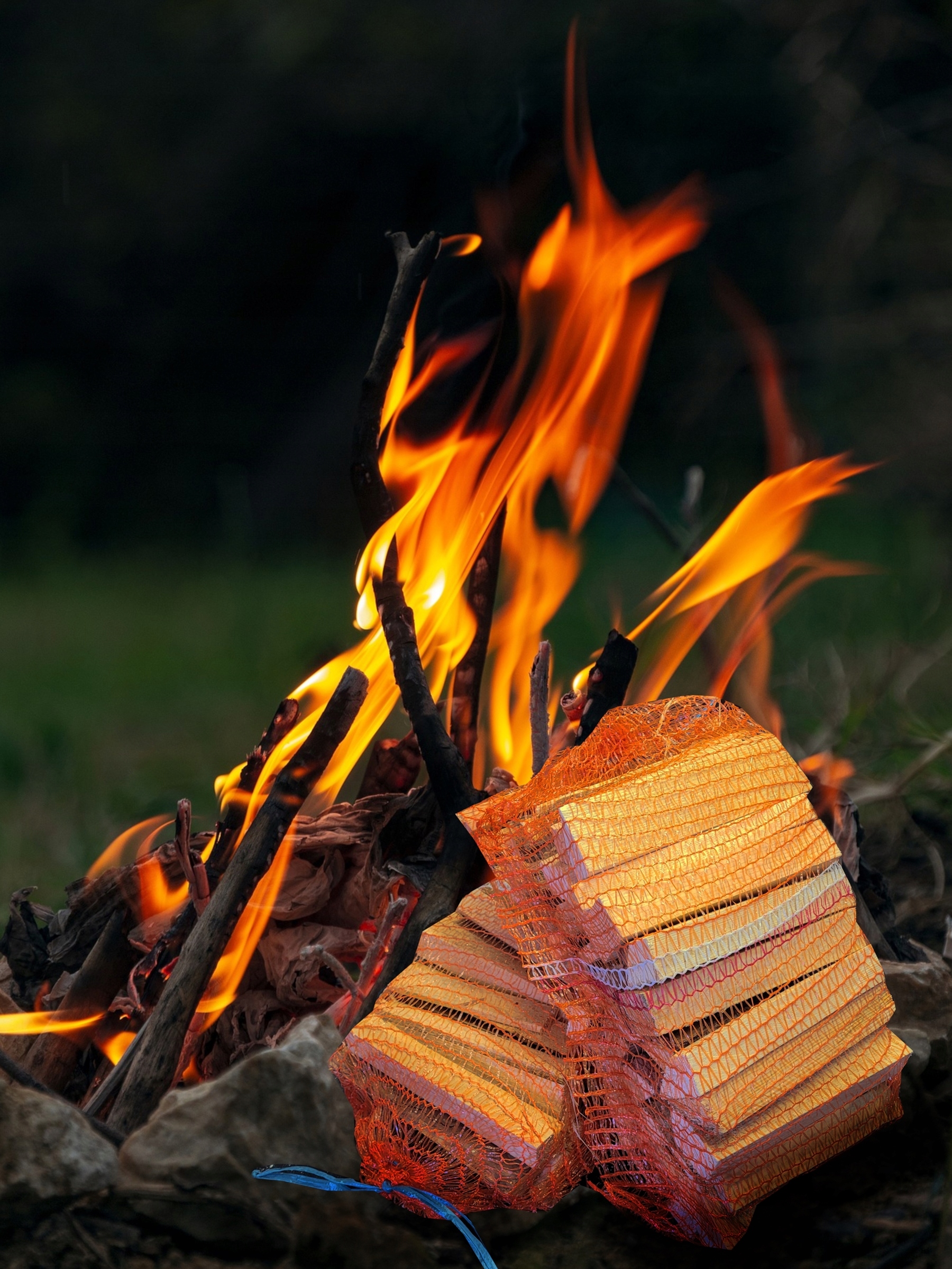 SUCHE DREWNO ROZPAŁKOWE ROZPAŁKA DO KOMINKA 15KG Typ produktu rozpałka