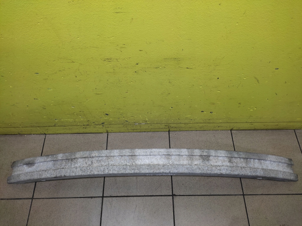 VW PASSAT B5 TRAVERSA paraurti BRZOD