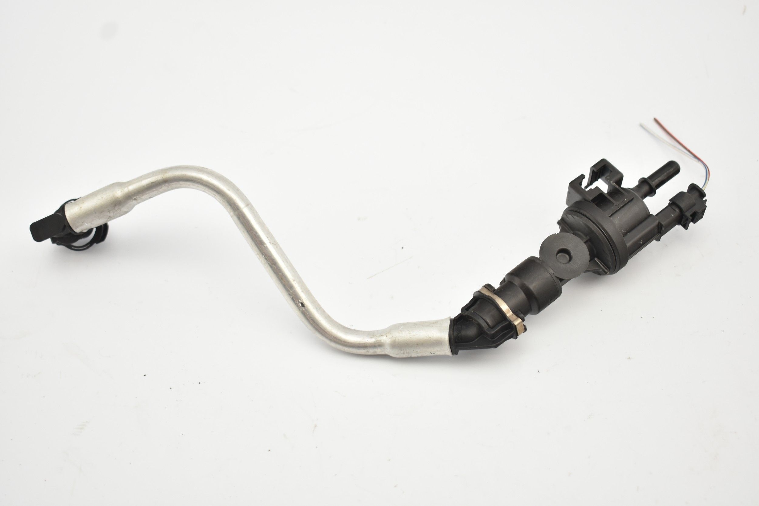 7637268, 7640120 - Воздуховод бака 7637268 BMW I3 I01 REX