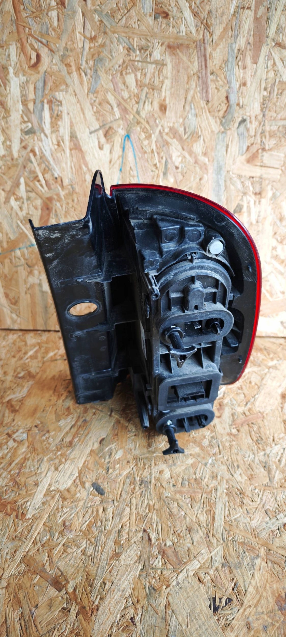 light rear rear part side left Dacia Duster 265551679r