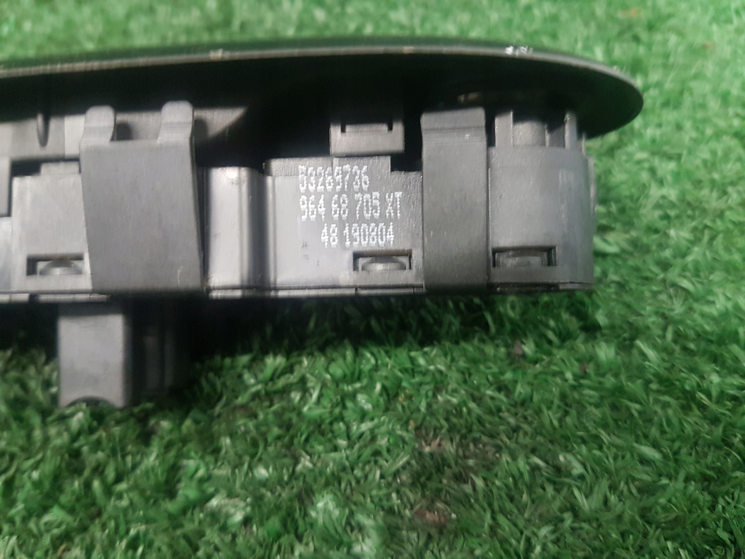 control panel of the window driver´s PEUGEOT 407