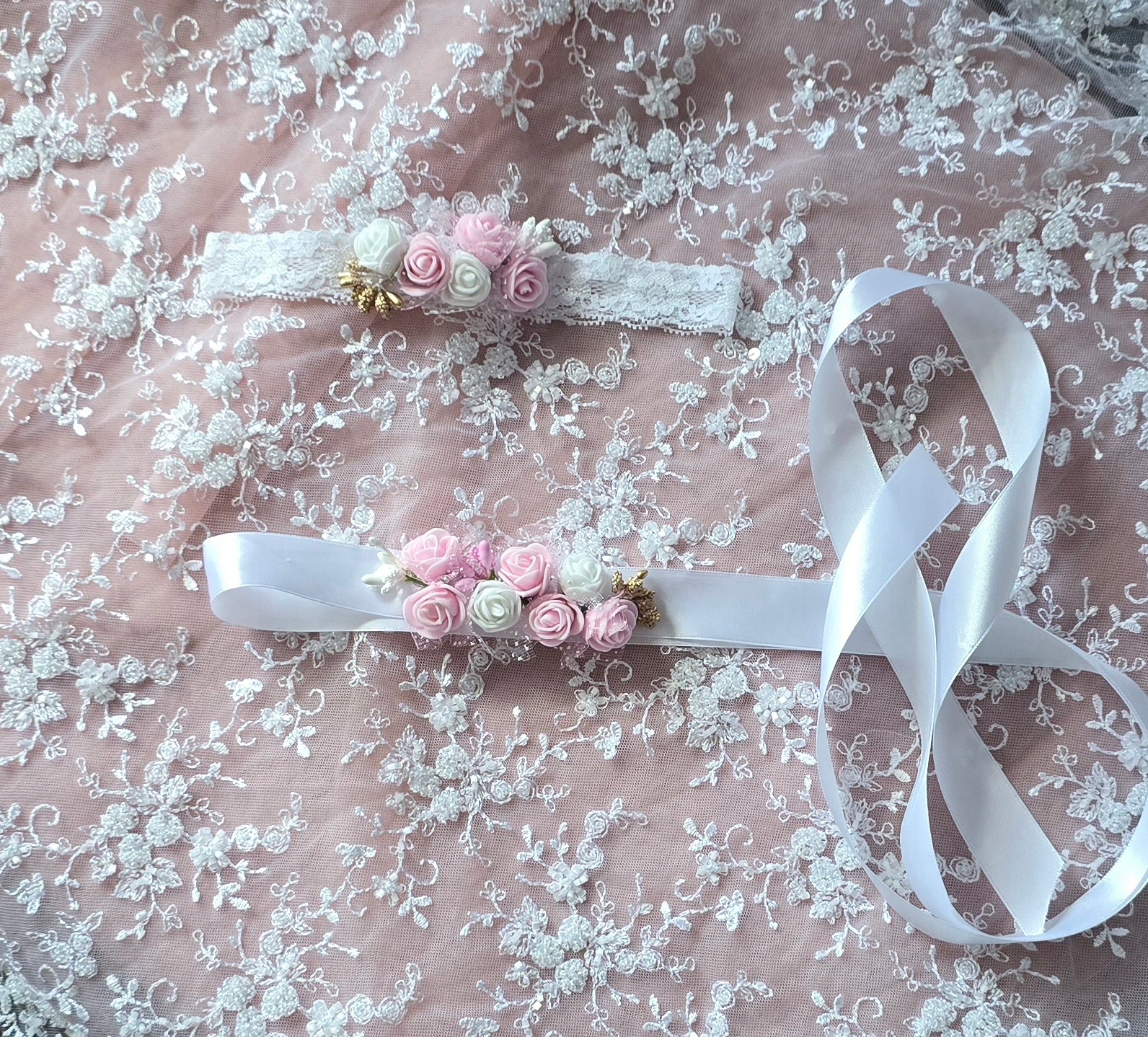 Biała Bawełniana Sukienka Opaska Chrzest Pasek Koronkowa 62 / 68 Marka bez marki