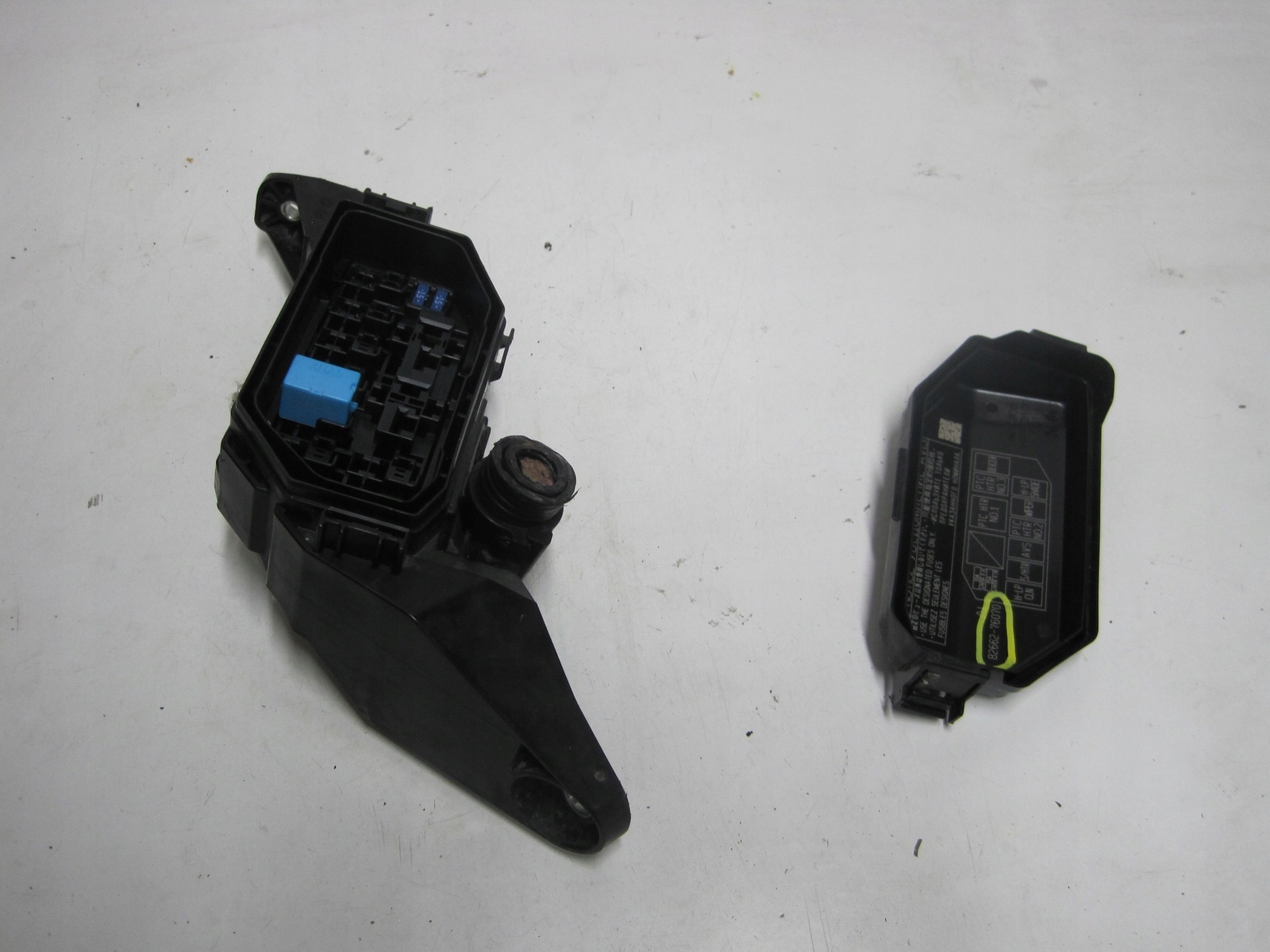 MODULE FUSIBLES LEXUS UX 250 82662-76070