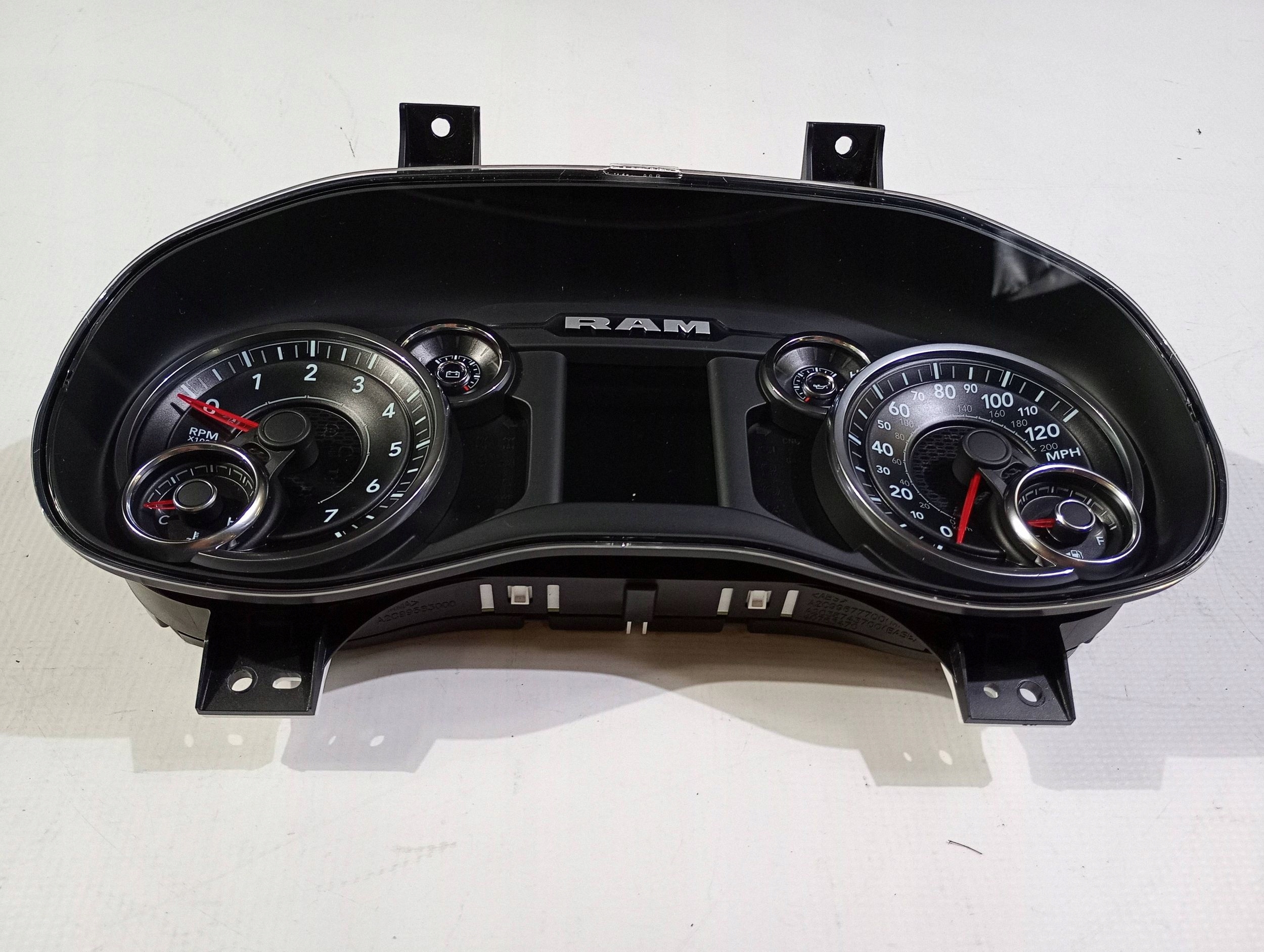 dials predkosciomierz wskazniki dials Dodge RAM 1500 2019