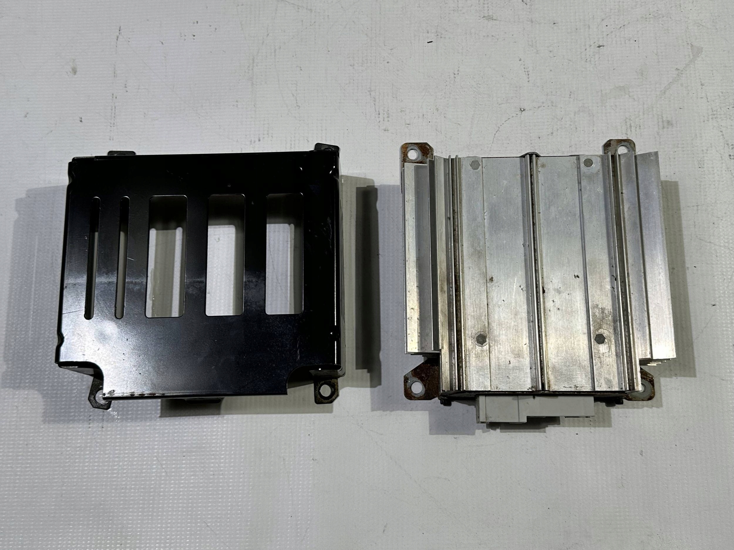 amplifier module audio dzwieku Nissan Titan 2016+