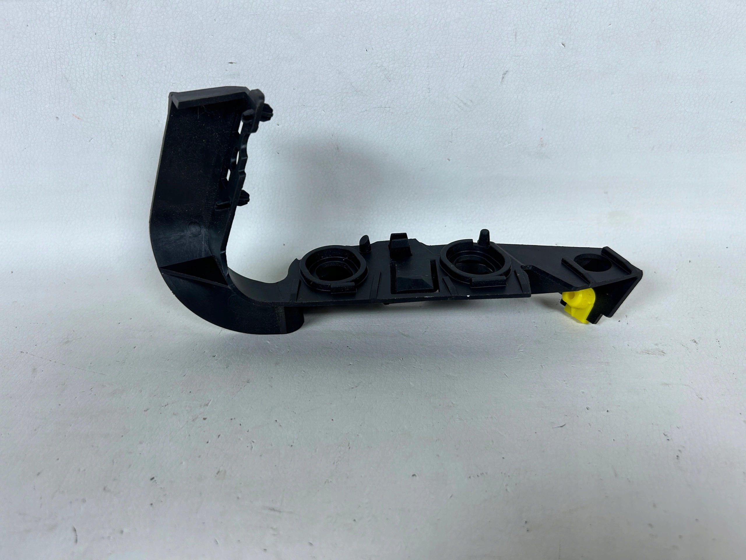 AUDI A5 8W6 holder of a bumper left front 8W6807283