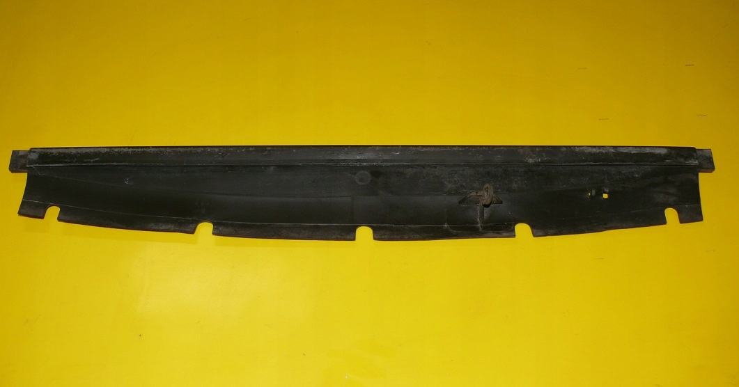 steering wheel, intake air radiator DOL lower AUDI A8 D2 94-98 4D0121333