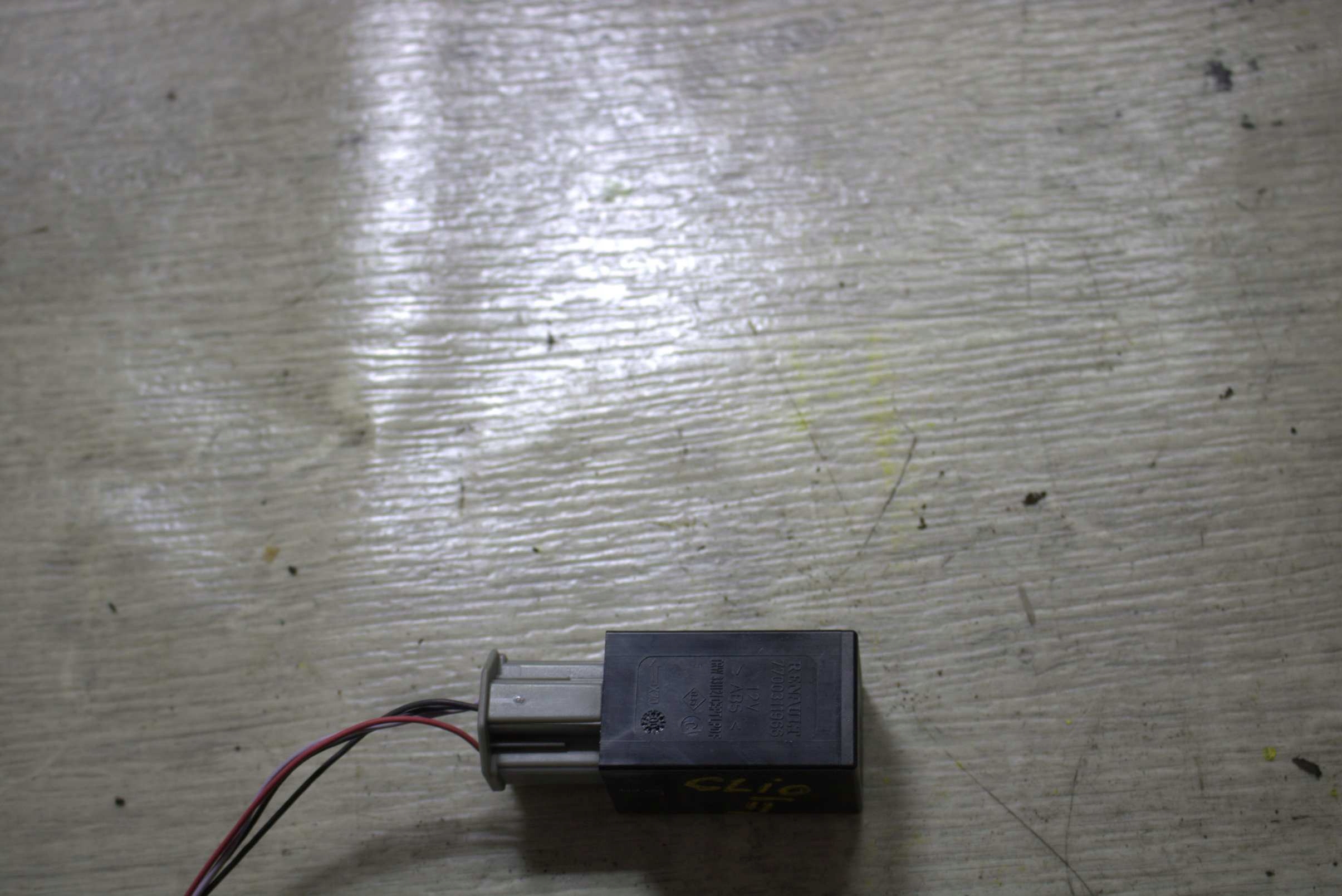 PRZEKAŹNIK STEROWNIK ZAMKA CENTRALNEGO 7700311966 RENAULT CLIO II Typ samochodu Samochody osobowe