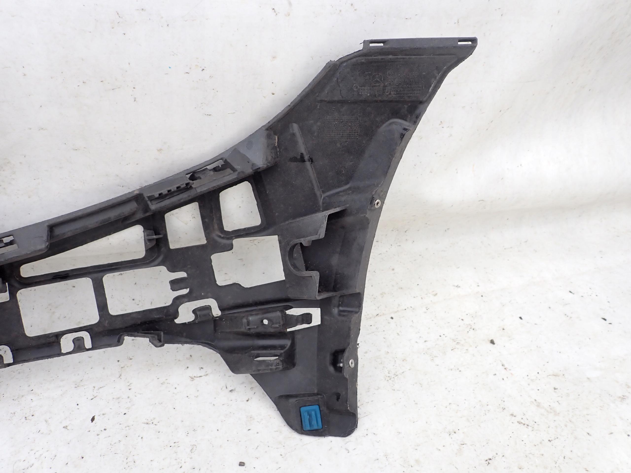 MERCEDES C-KLASA W205 Support Support plaque Droite Avant