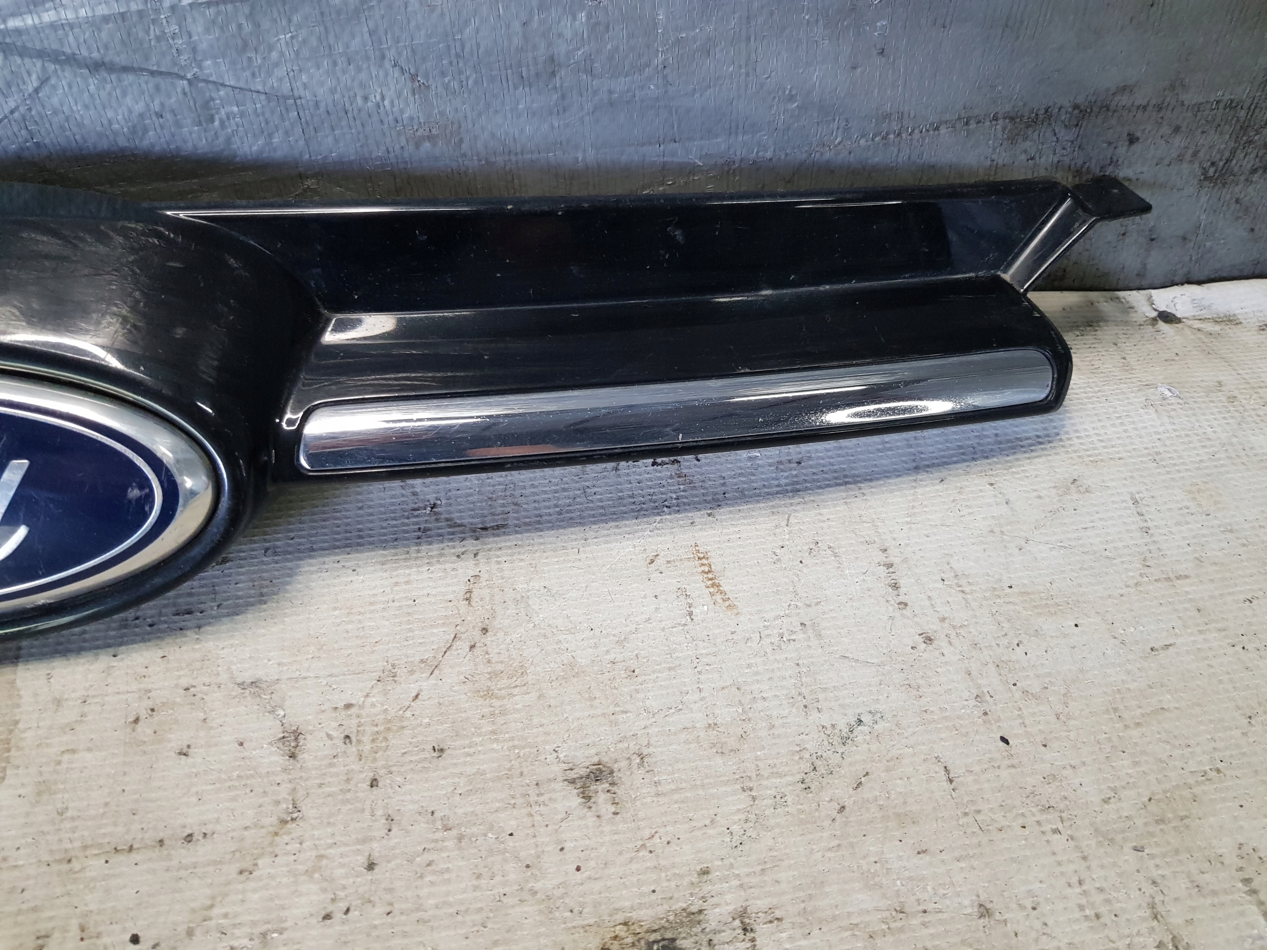 Ford FOCUS MK3 OE BM51-8A133-C Grill