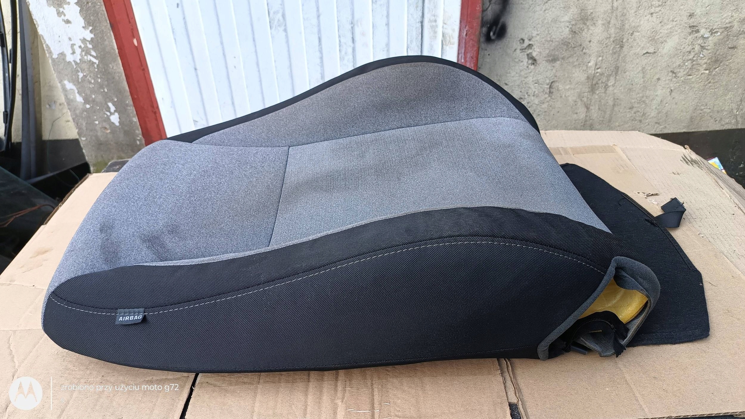 HYUNDAI I20 II 5D OPARCIE seat right front 2014