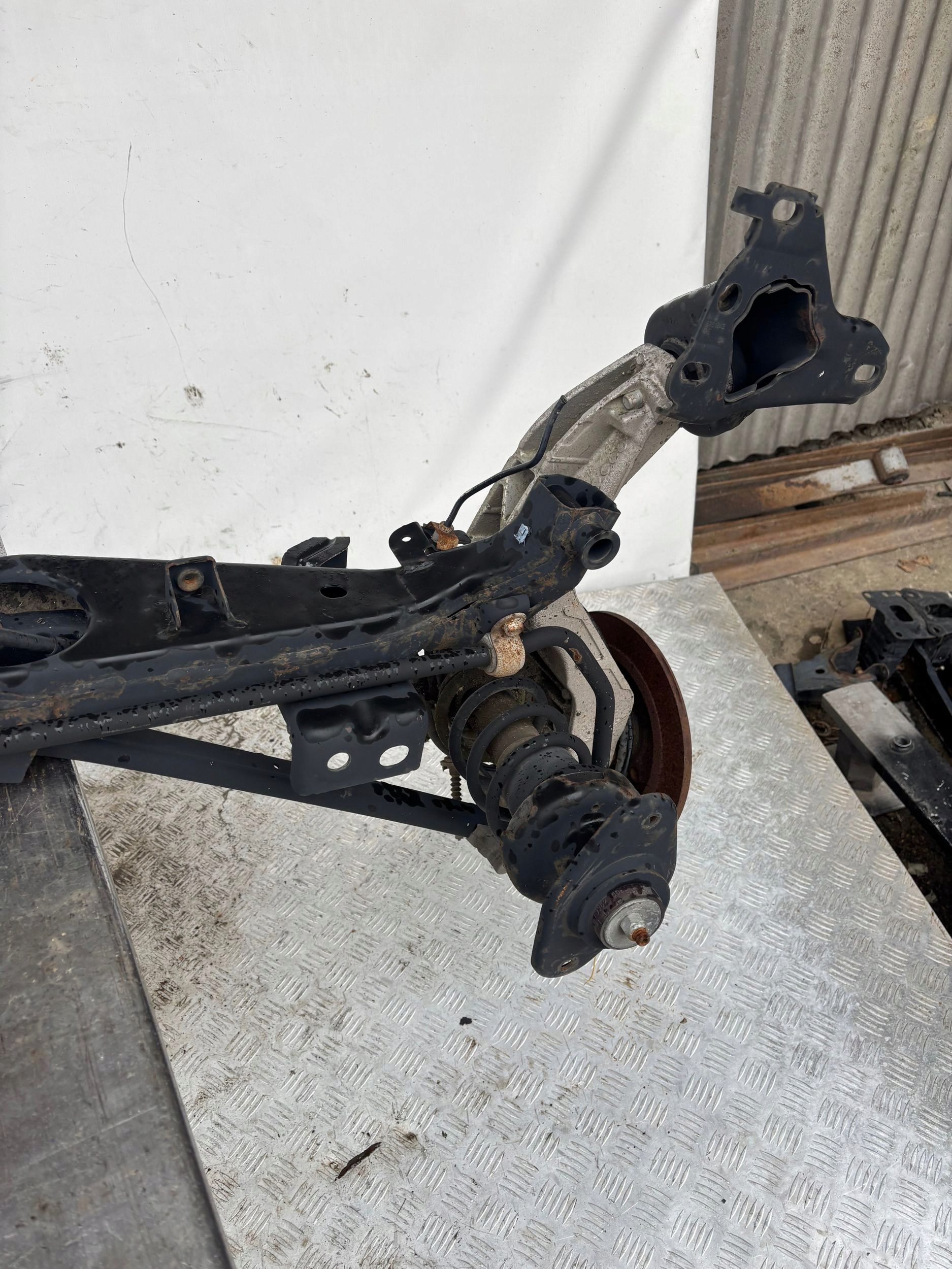 Балка задняя ось подвеска MINI COOPER R56