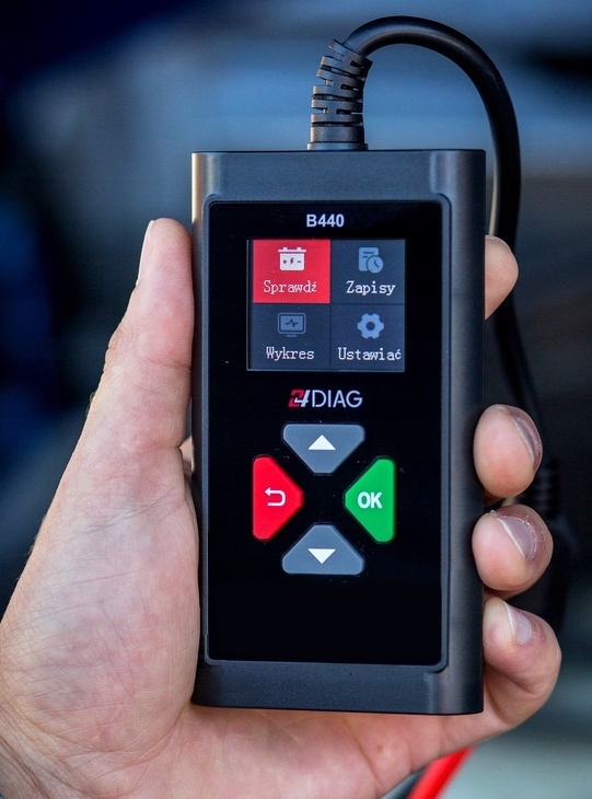 24DIAG B440 MIERNIK TESTER DO AKUMULATORÓW BATERII 6V 12V 2-220AH j.Polski EAN (GTIN) 5904954300214