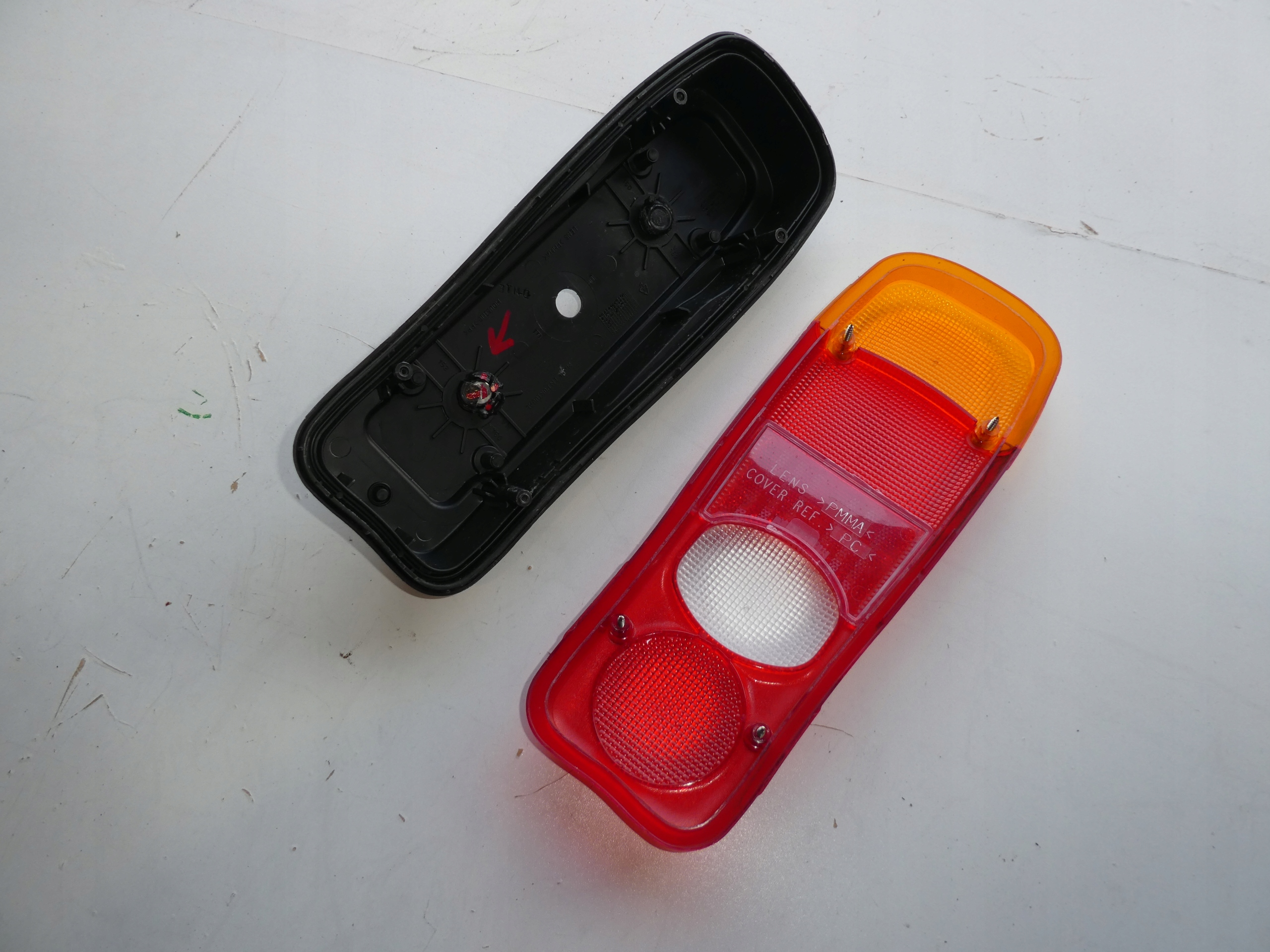 light rear part rear RENAULT MASTER III