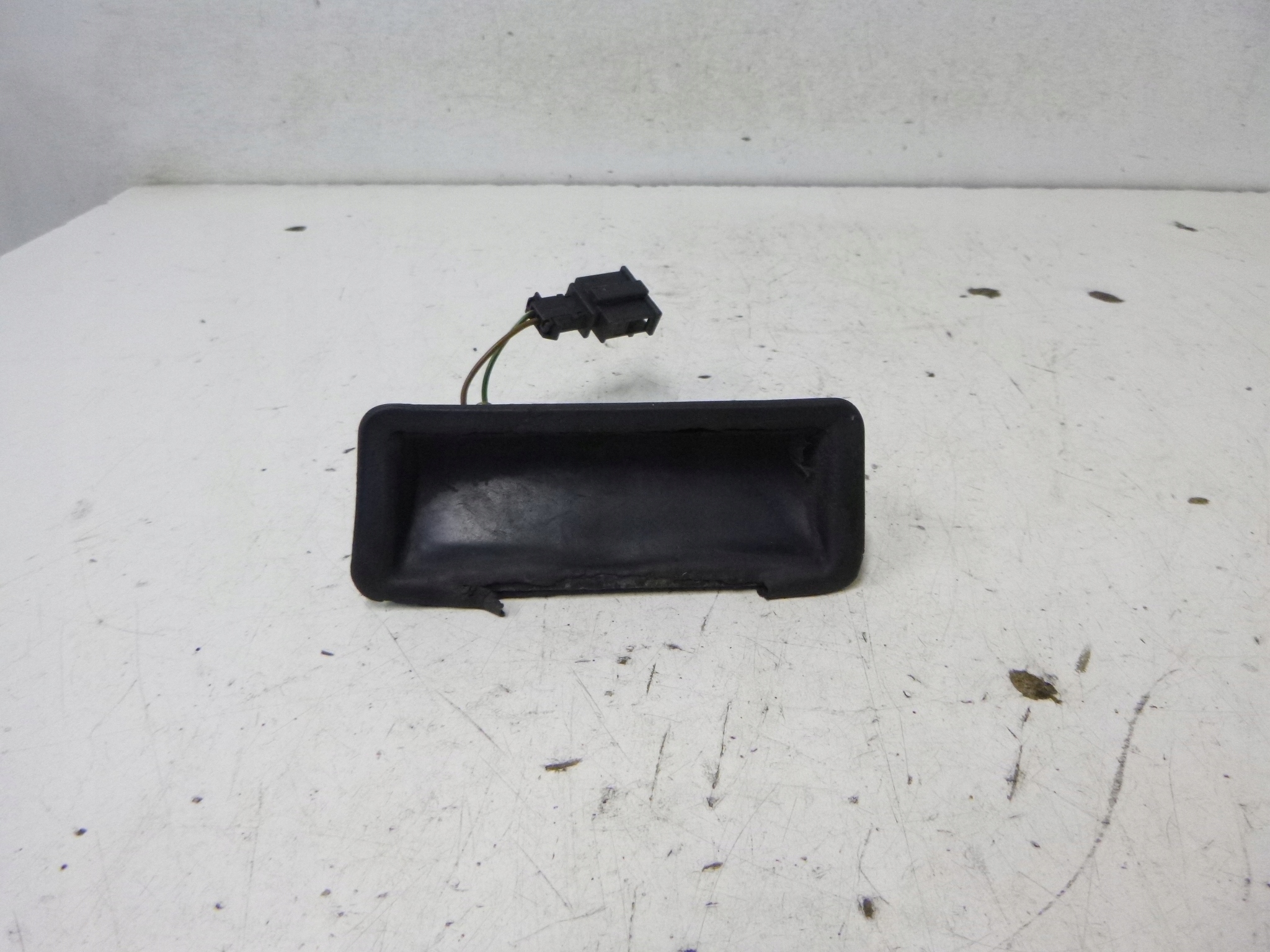 Poignée Arrière du capot MIKROSTYK Skoda Fabia 2001