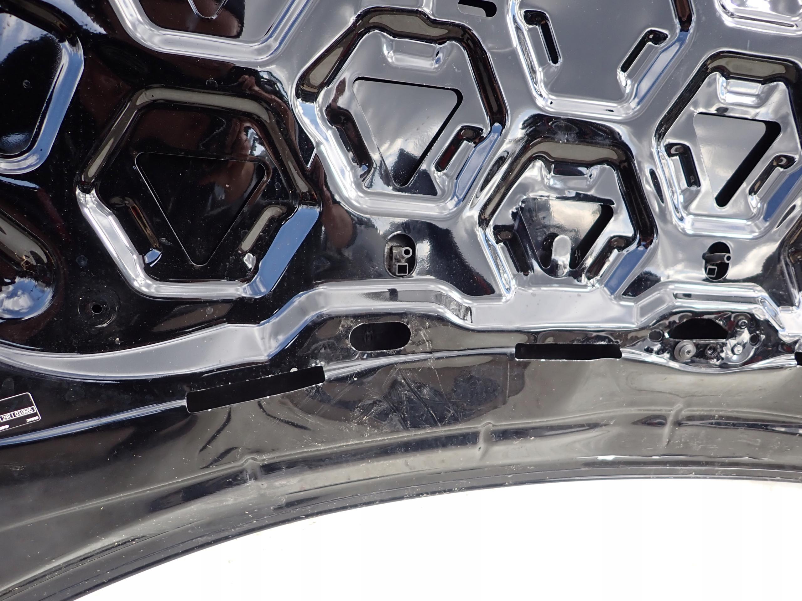 VOLVO V40 12-19 bonnet