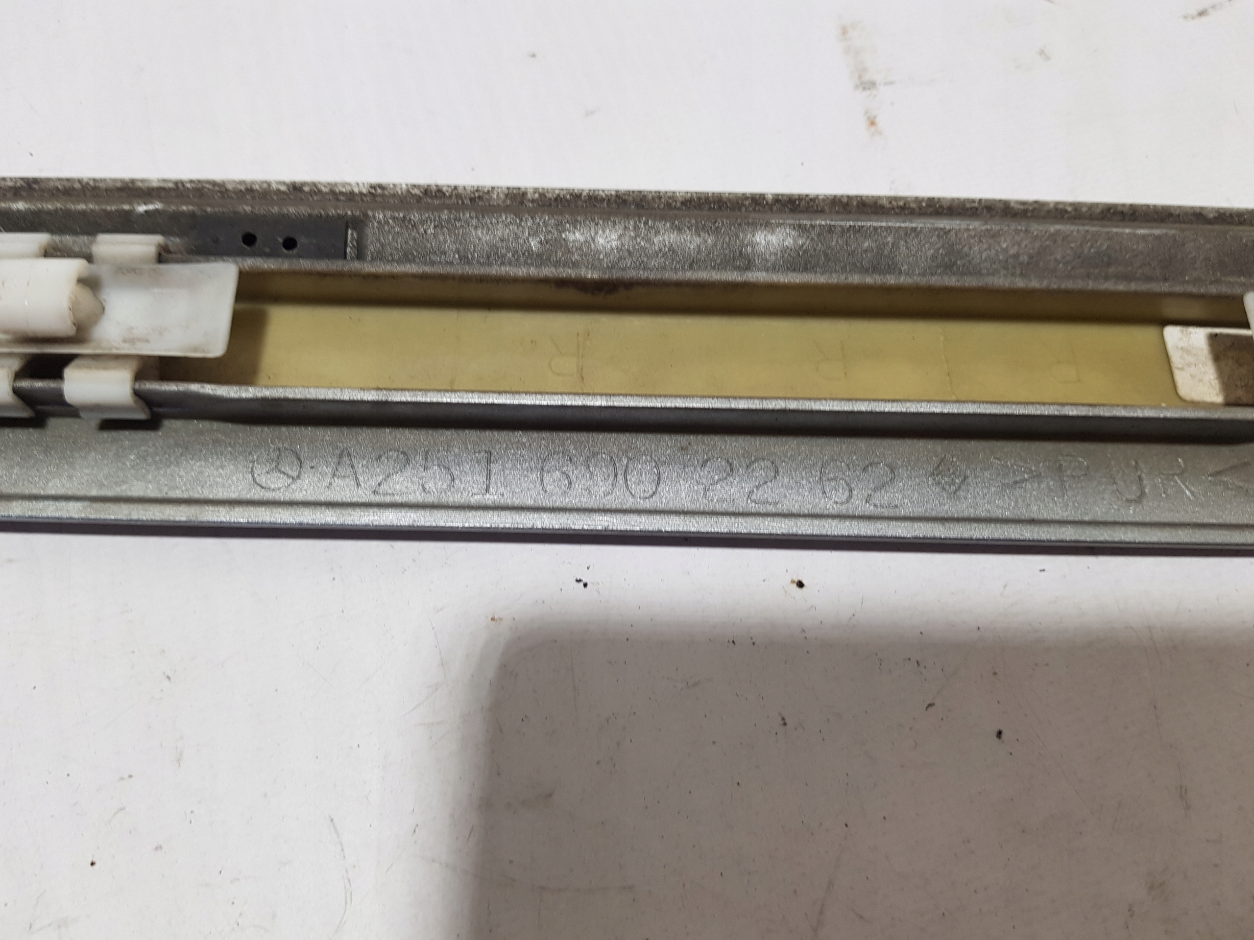 moulding door right front right front MERCEDES W251 775 c775