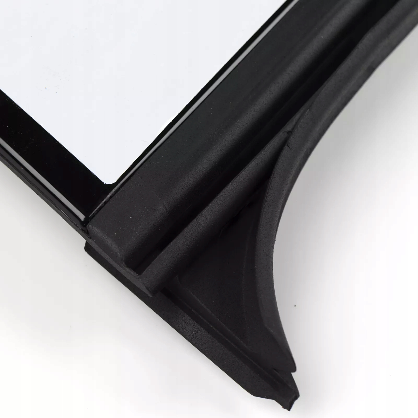 PEUGEOT 508 II SW LISTWA OSŁONA SŁUPKA PRAWA 9813385780 Numer katalogowy części PEUGEOT 508 II SW LISTWA OSŁONA SŁUPKA PRAWA 9813385780