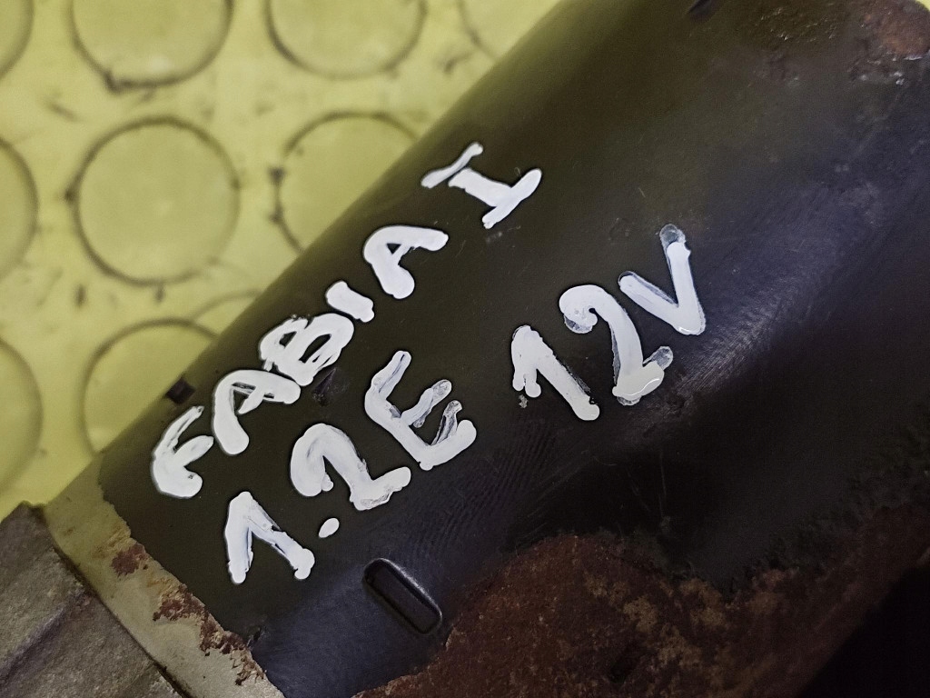 SKODA FABIA 1.2 12V starter 0001120400