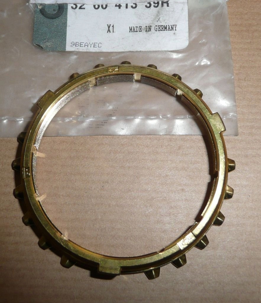 326041339R - СИНХРОННОЕ КОЛЬЦО.П.RENAULT MASTER II