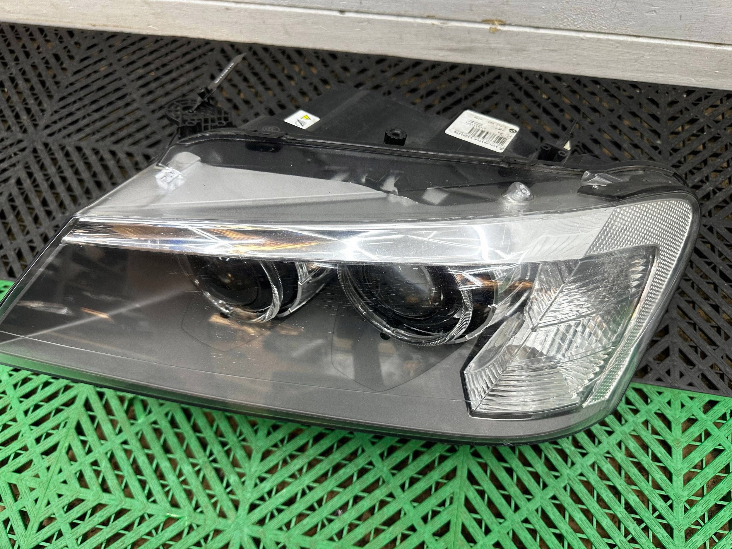 light front side left BMW X3 F25 7217293