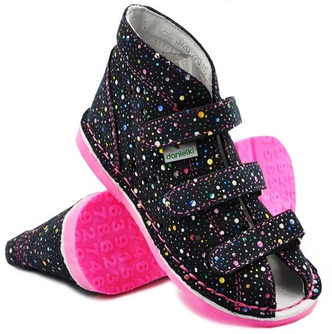 

Buty Profilaktyczne Danielki Dziewczęce w Kropeczk