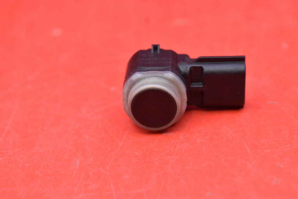 Sensor Parken heck PDC 284429097R RENAULT TRAFIC 3 III 14-21