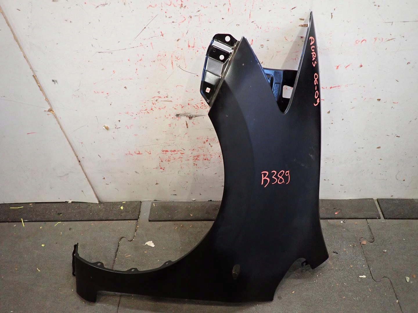 fender front front left TOYOTA AURIS and 2006-2009 new original